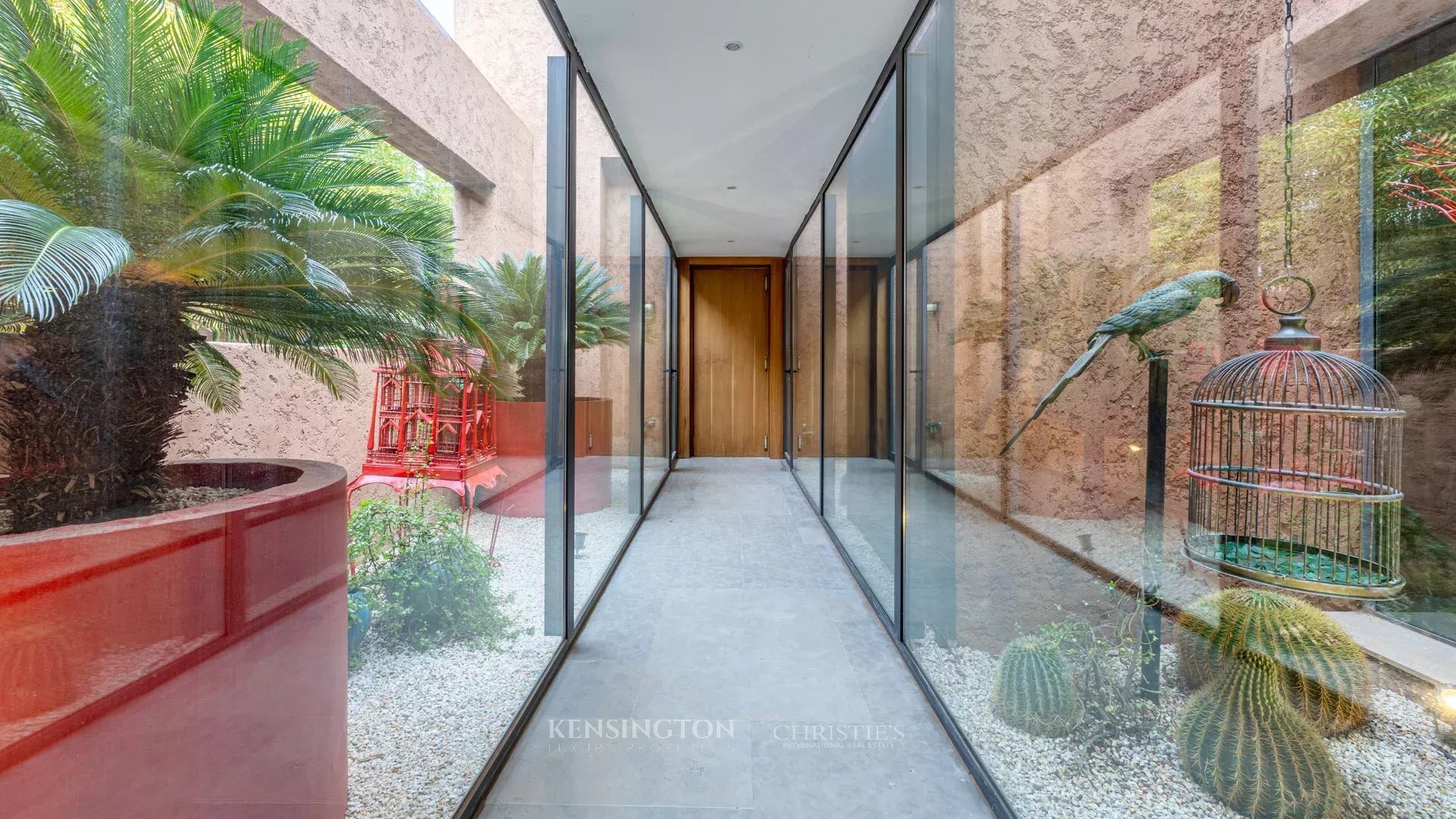 5 Bedroom Villa/Townhouse's Image 17