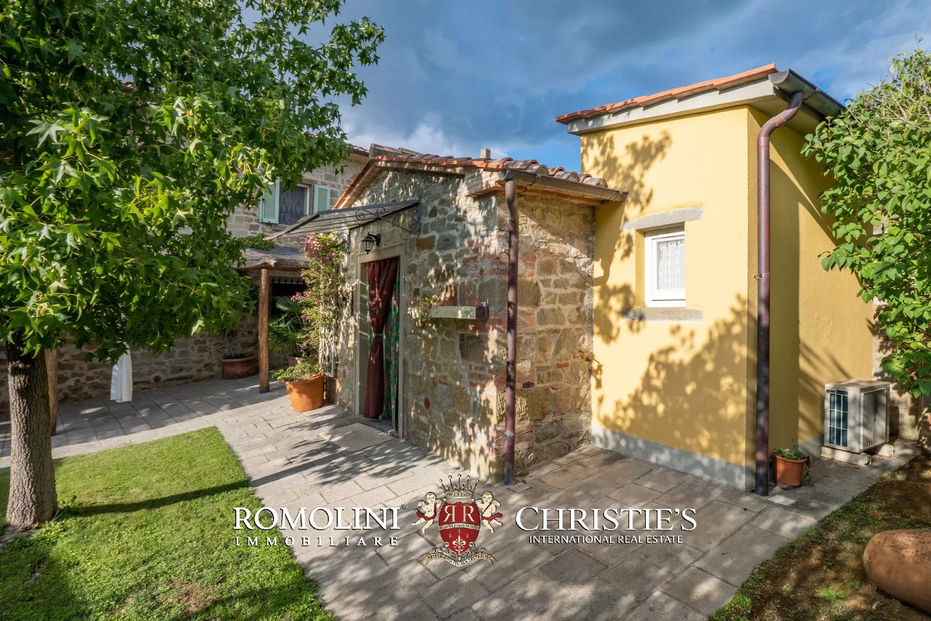 3 Bedroom Villa/Townhouse's Image 12