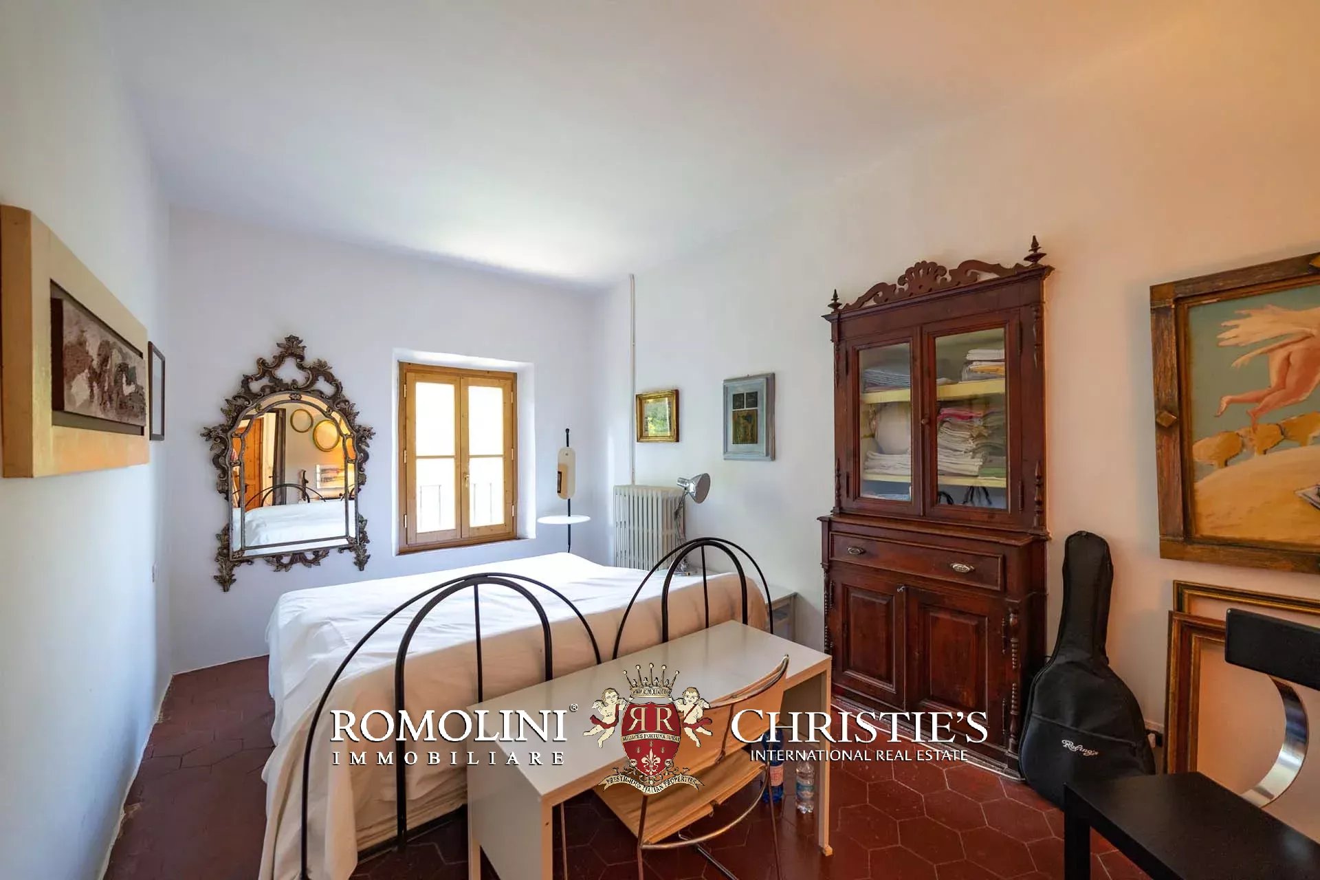 11 Bedroom Villa/Townhouse's Image 112