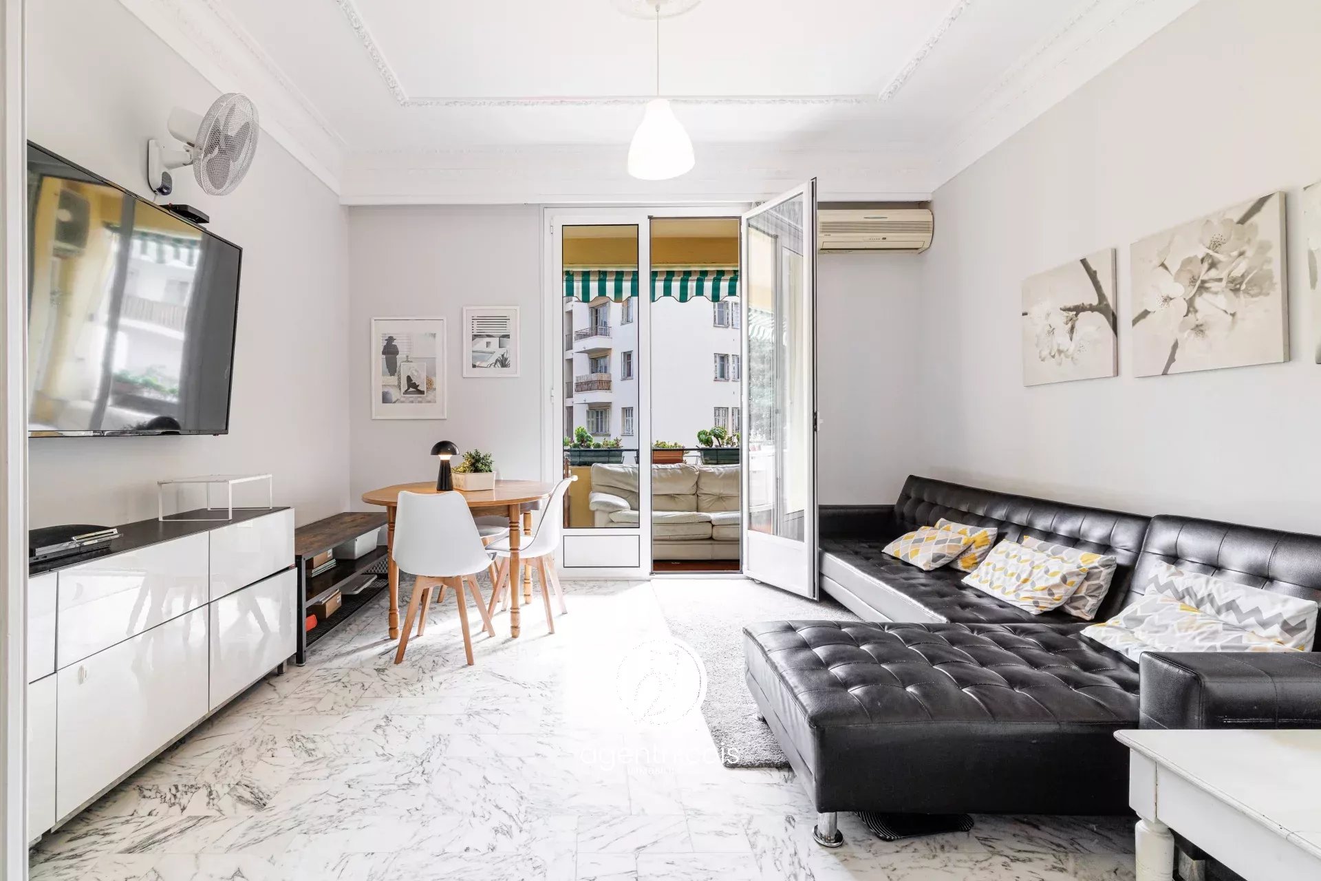 Agence immobilière de 