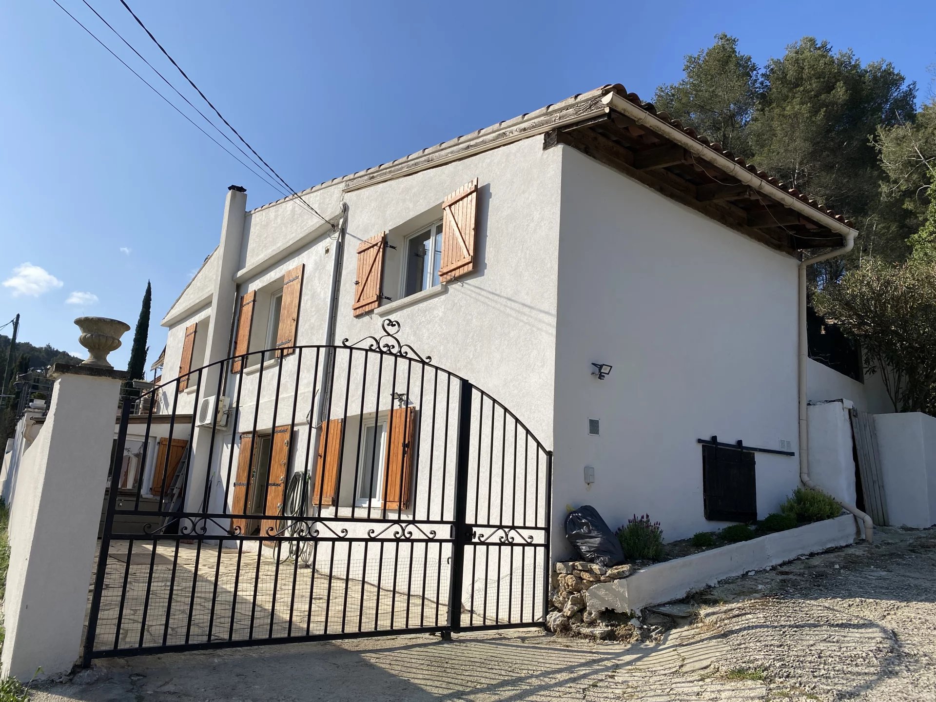 Agence immobilière de 
