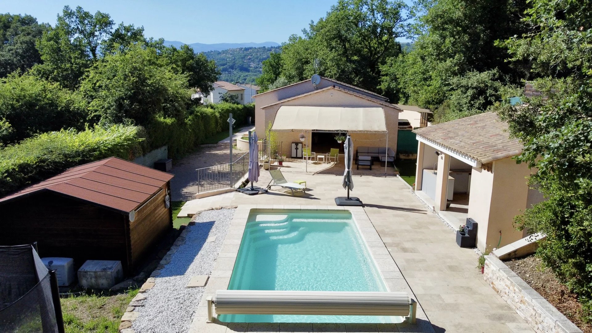 Villa avec 4 chambres et piscine, à Montauroux