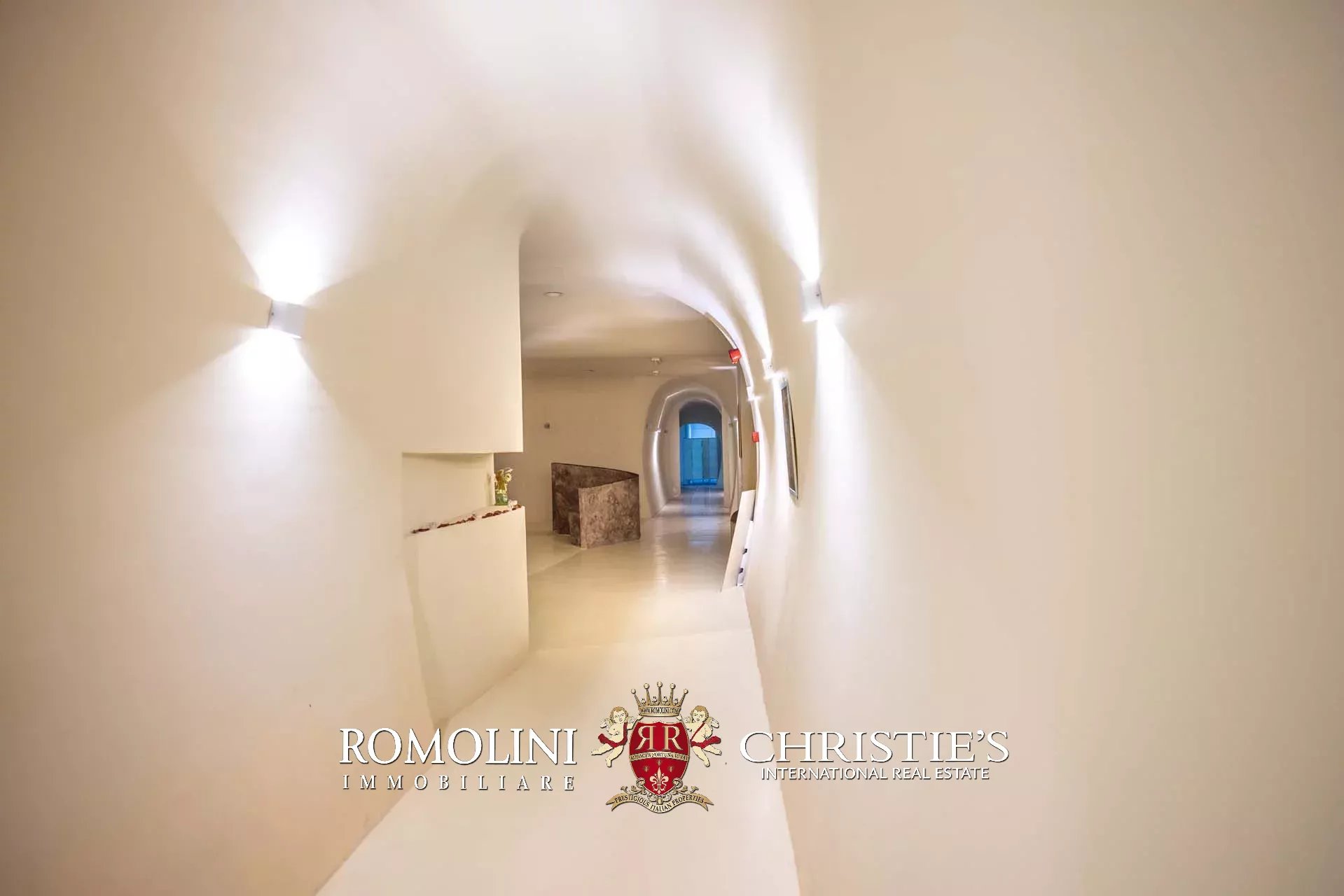 108 Bedroom Villa/Townhouse's Image 66