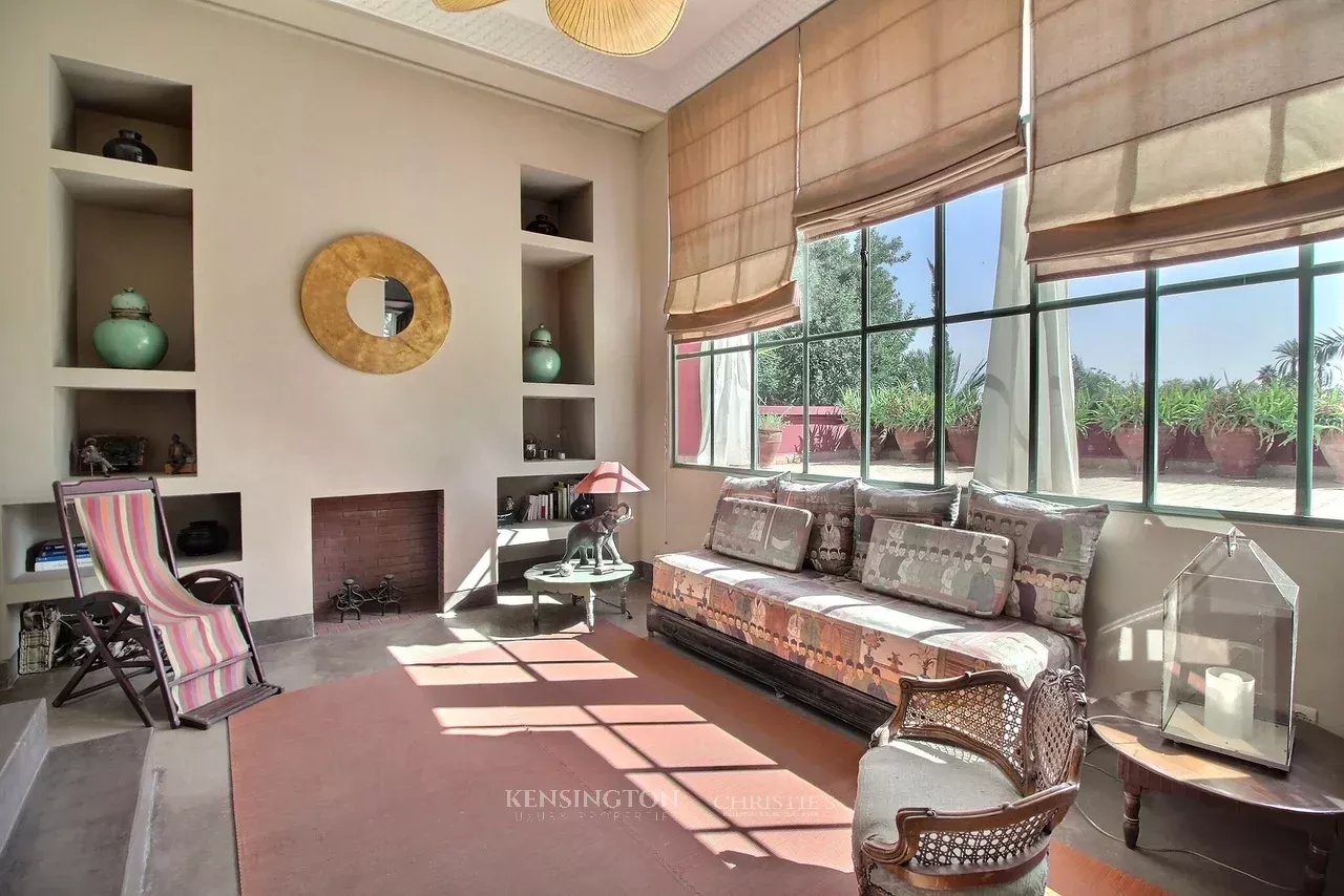 7 Bedroom Villa/Townhouse's Image 15