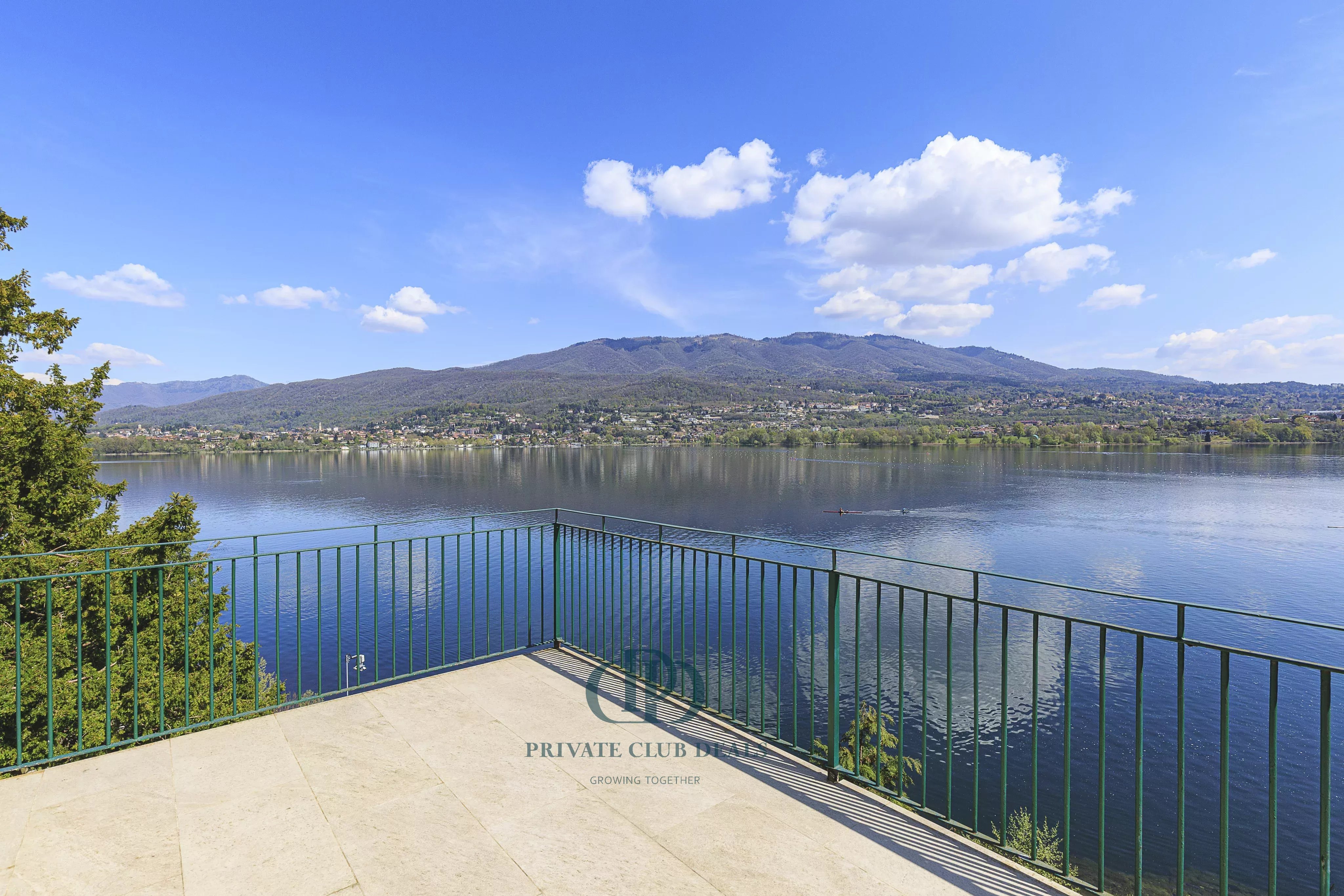 Villa Biandronno - picture 21