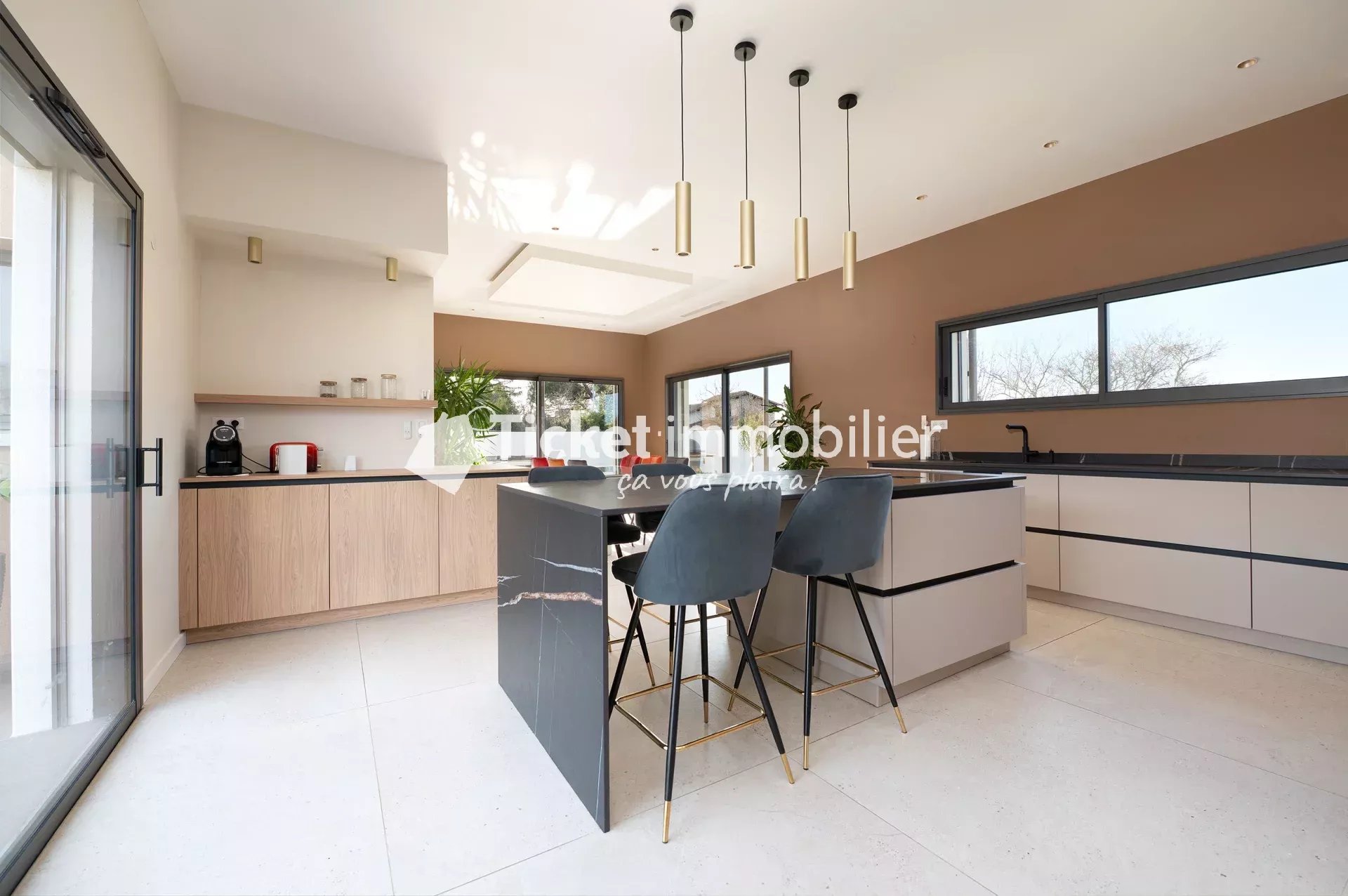VILLA CONTEMPORAINE T4 160m2 NEUVE AVEC DOUBLE GARAGE, CLIMATISATION GAINABLE, SUPERBES PRESTATIONS, 1111m2 DE TERRAIN ... — photo 7