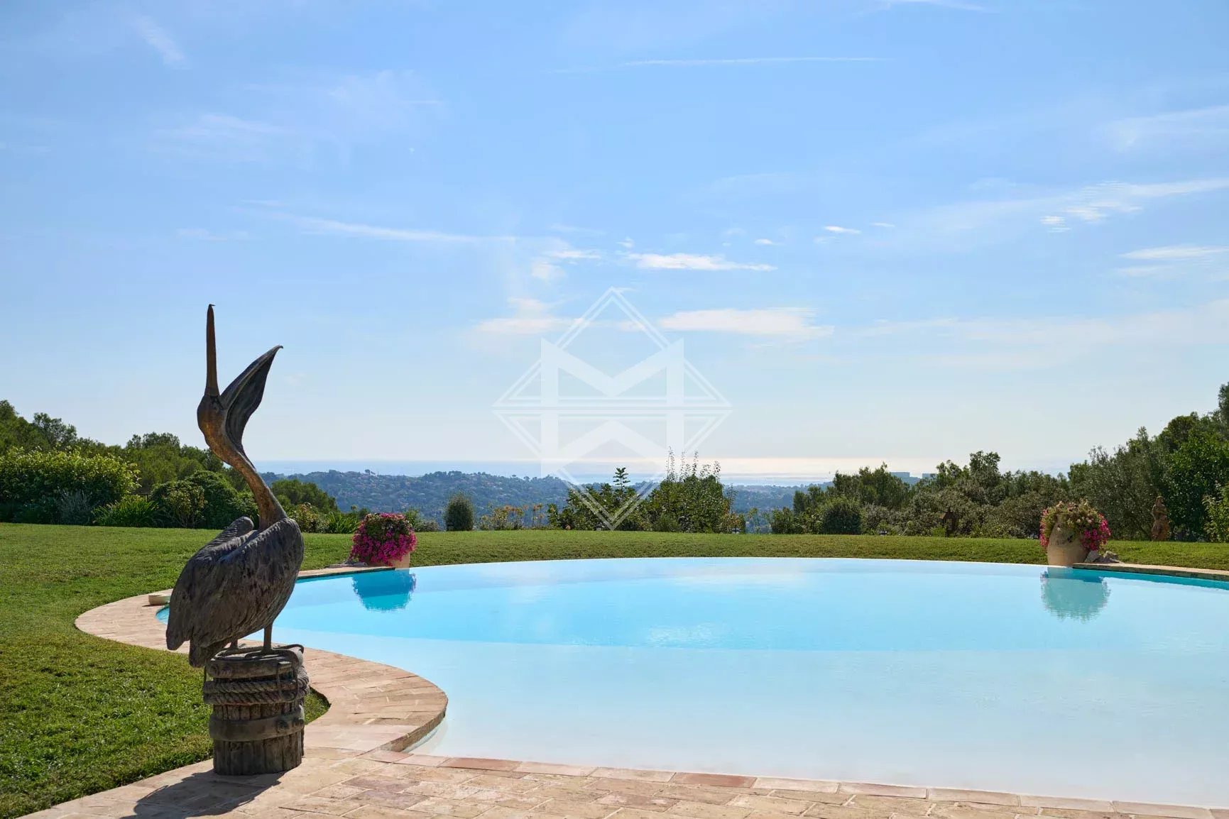 06480 LA COLLE-SUR-LOUP VILLA