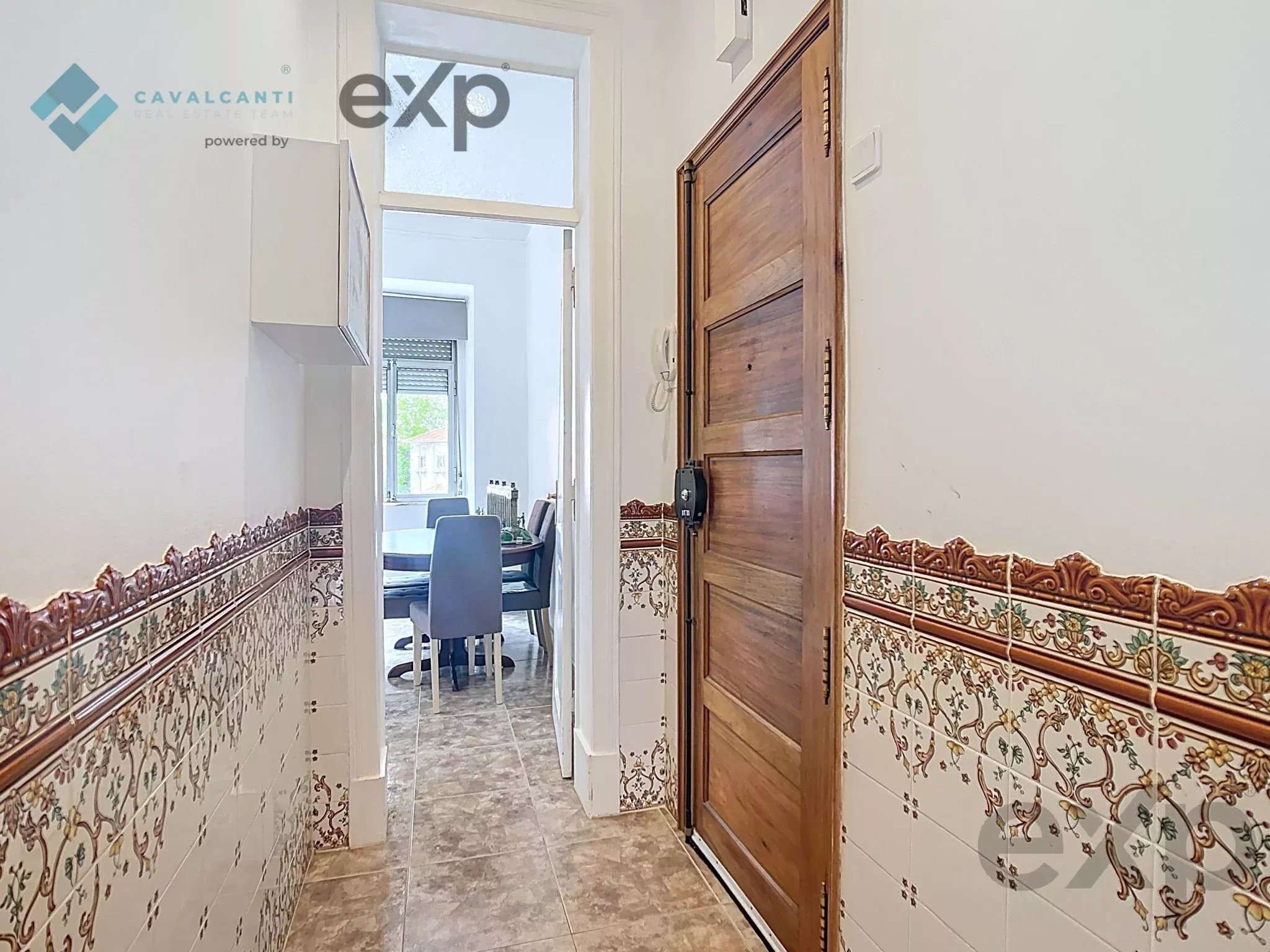 T1 + 1 in Campolide, Lisbon charm and quality of life near the Amoreiras 86914849 image 2