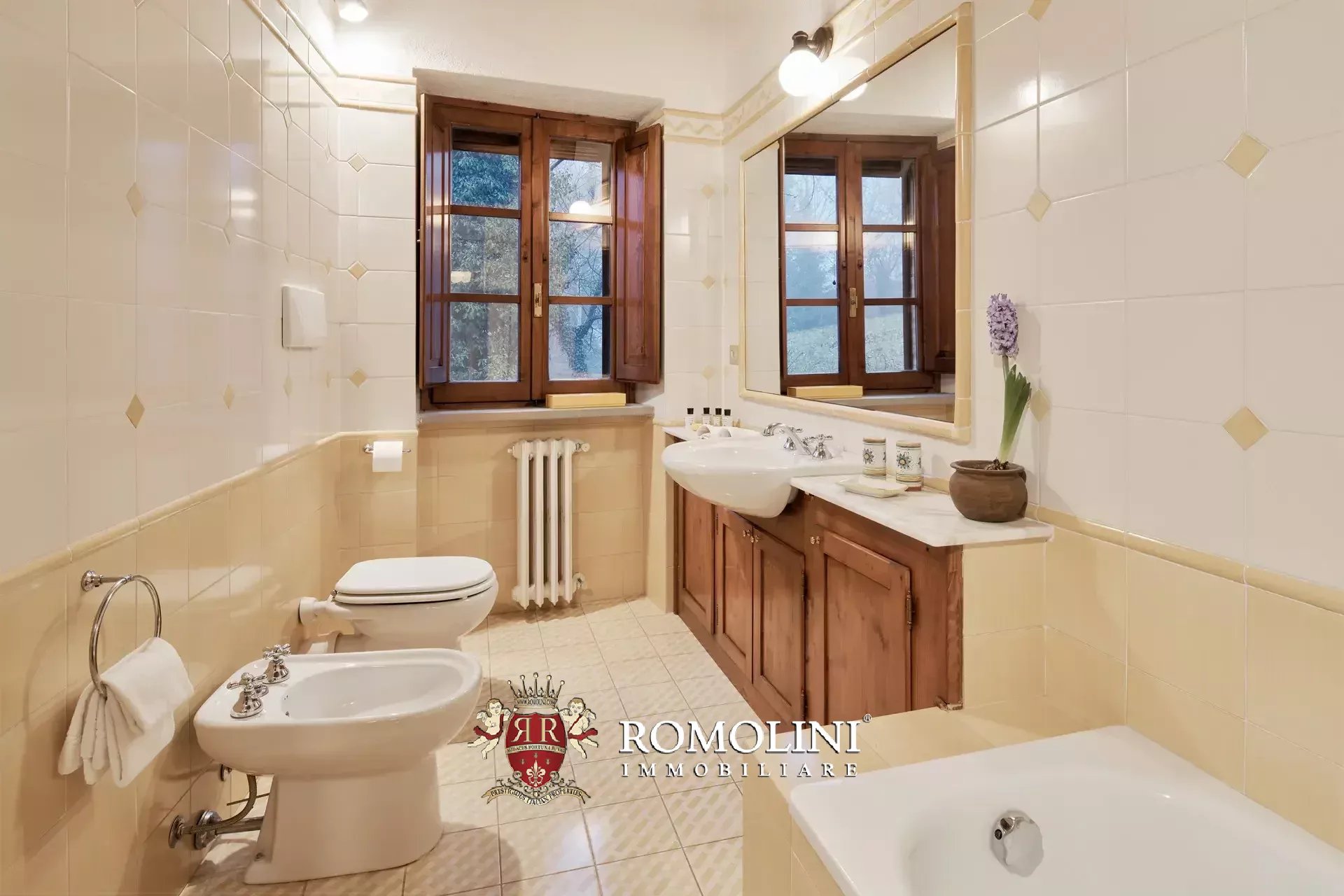 15 Bedroom Villa/Townhouse's Image 65