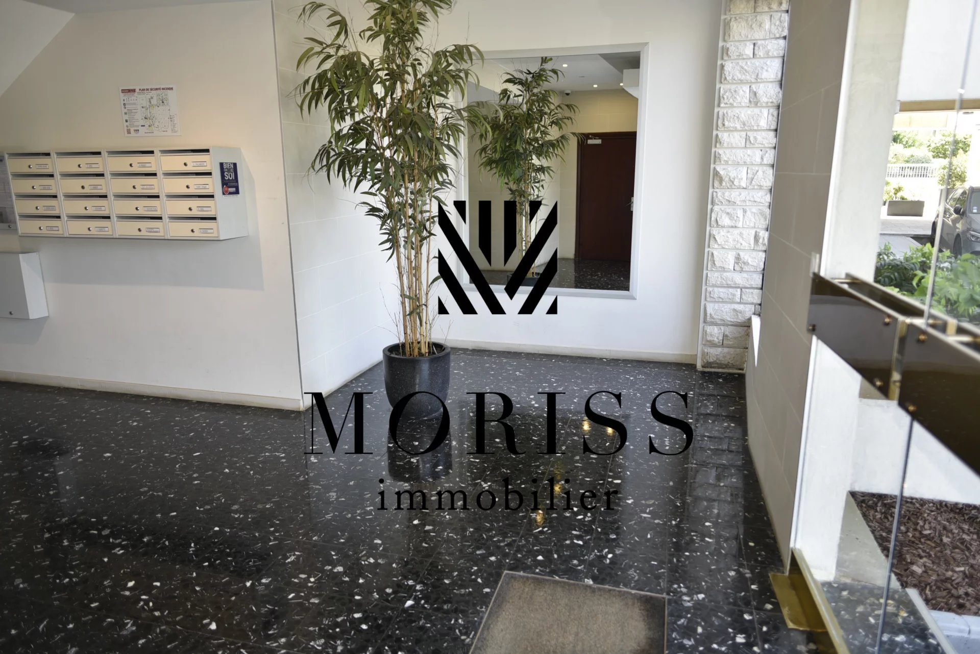 Nogent-sur-Marne - Appartement de 4 pièces de 76m² - Image Array