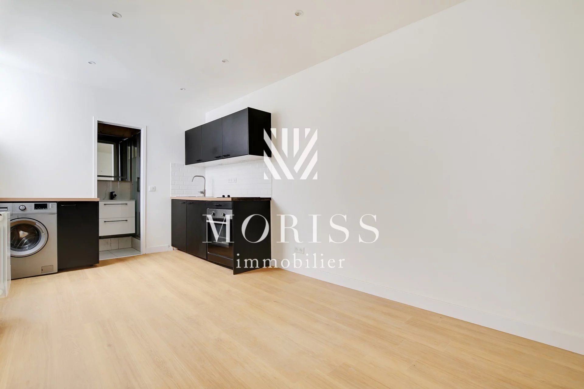 Paris 17 Appartement de 2 pièces de 25 m2 - Image Array