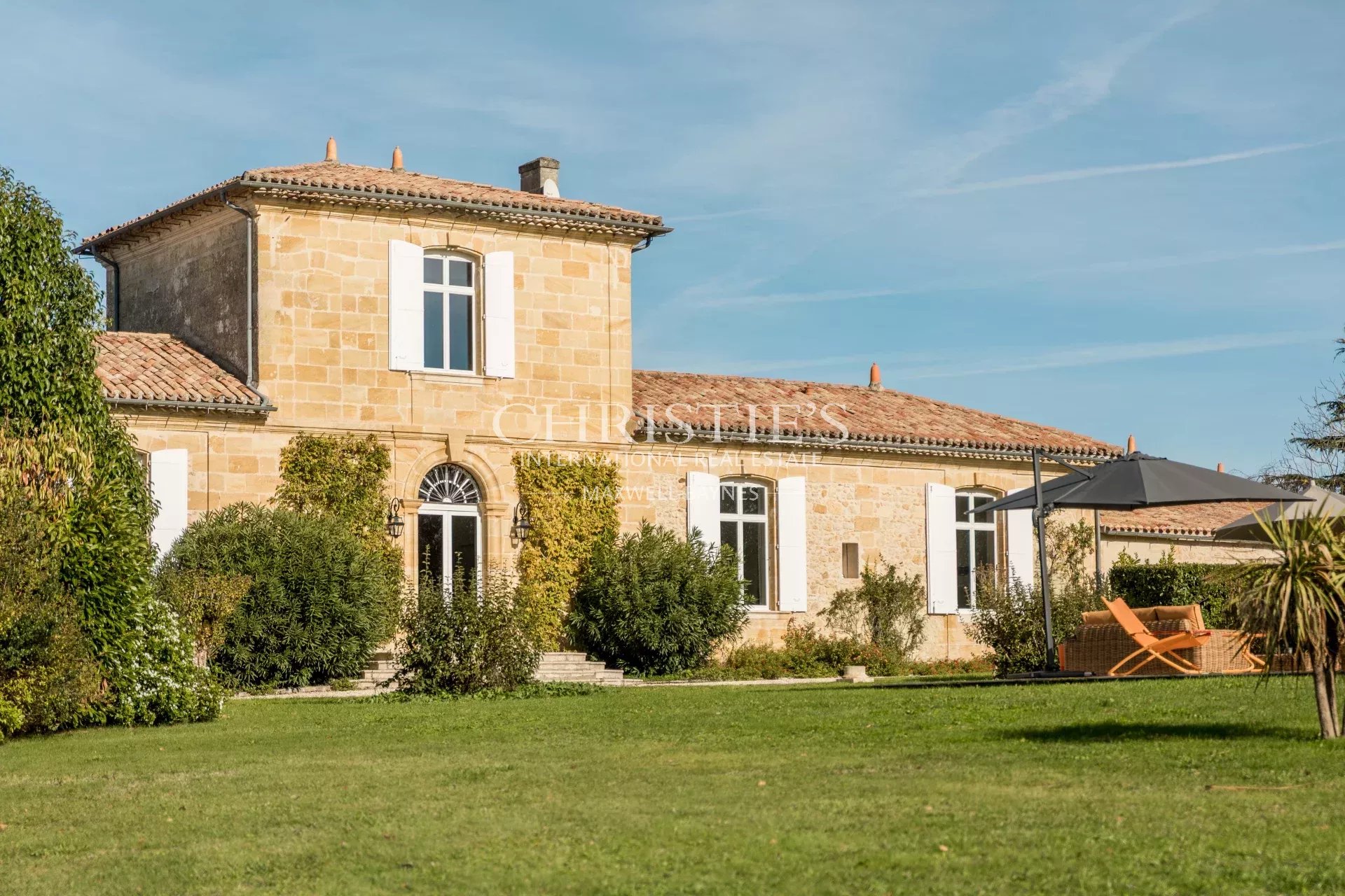 6 Bedroom Villa/Townhouse's Image 23