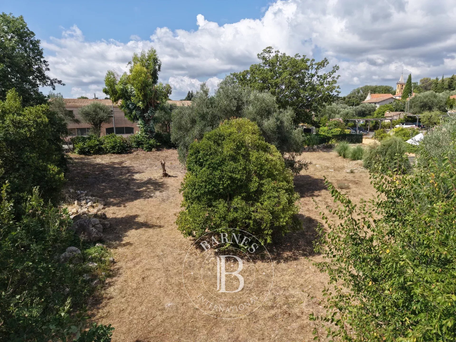 Arazi Roquefort-les-Pins - picture 11