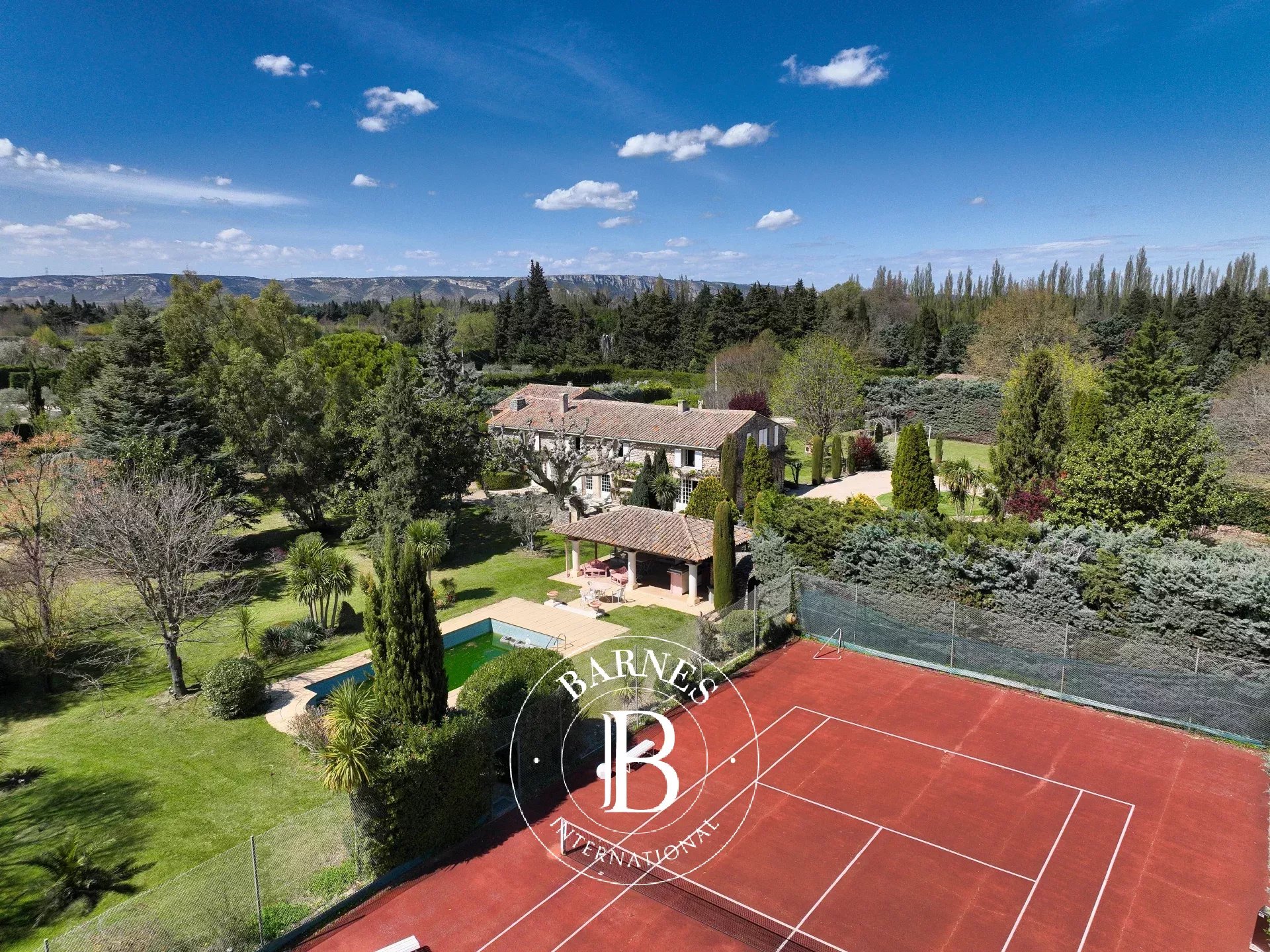 Maison Sénas  -  ref 7528606 (picture 1)