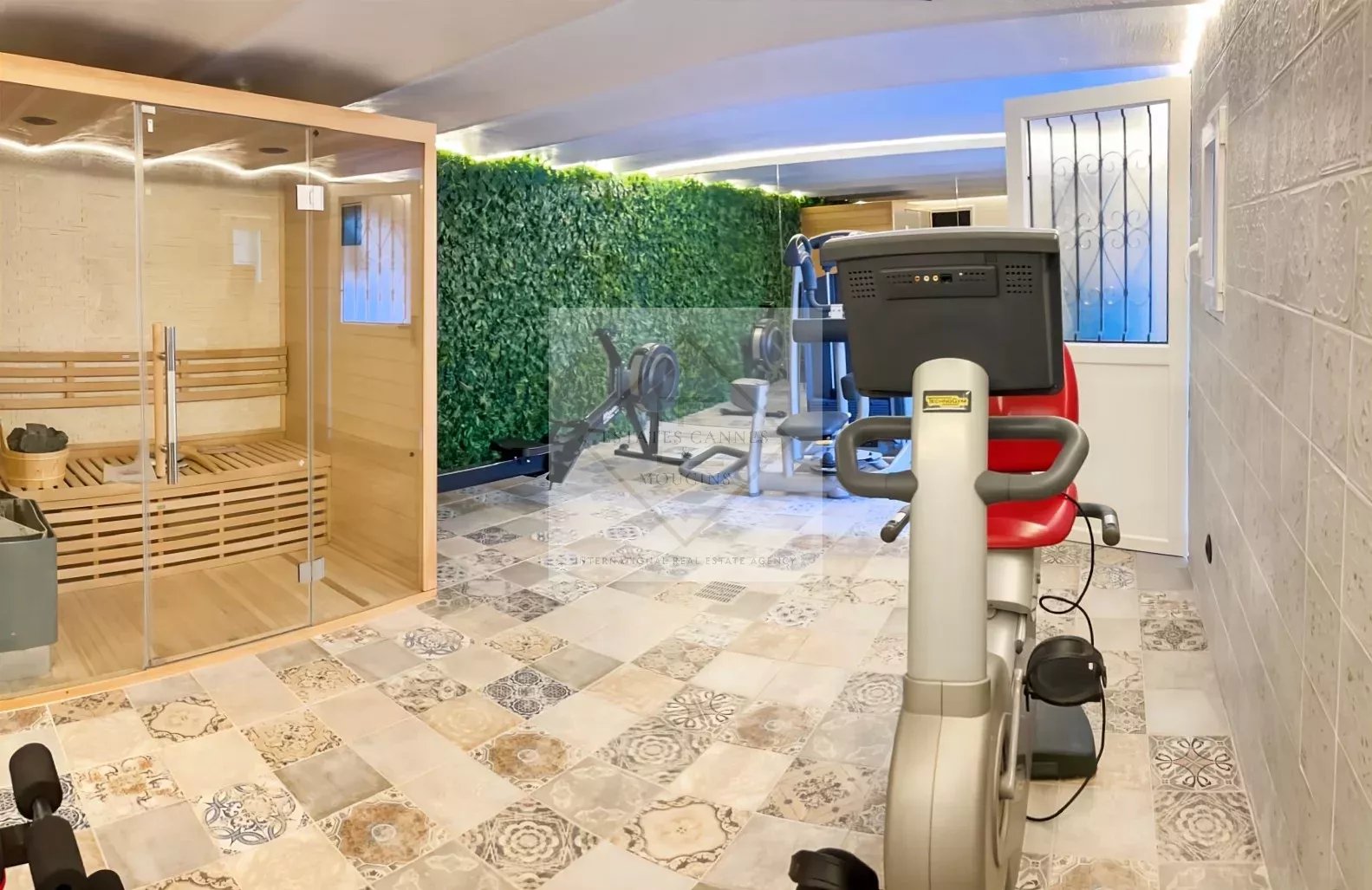 Villa à Cannes – Le Raffinement à 7 Minutes de la Croisette — photo 21