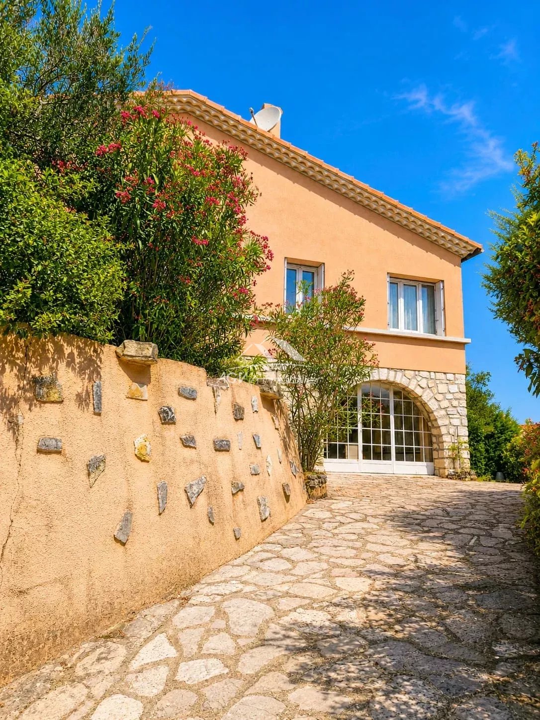 Agence immobilière de AGV IMMOBILIER