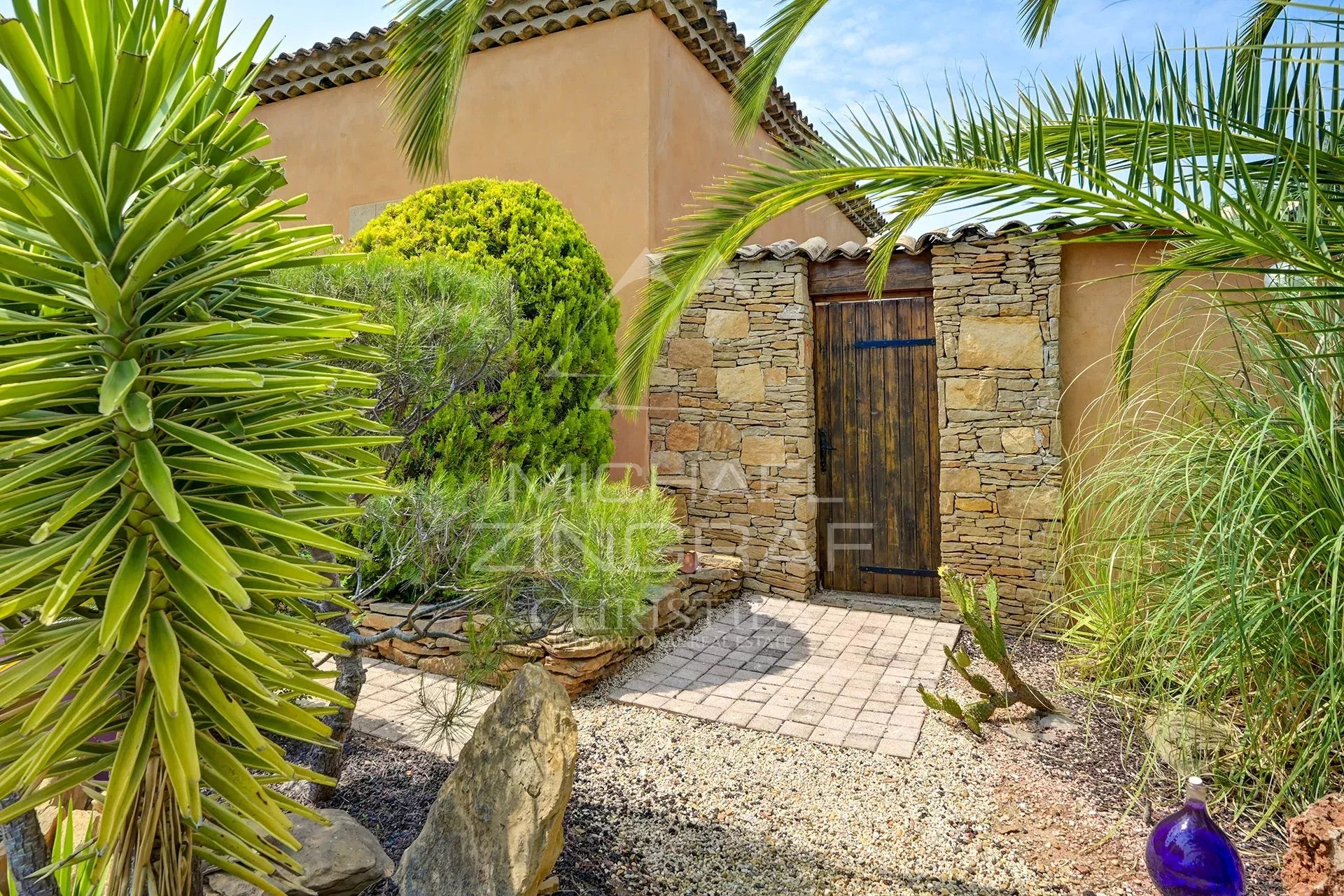 4 Bedroom Villa/Townhouse's Image 19