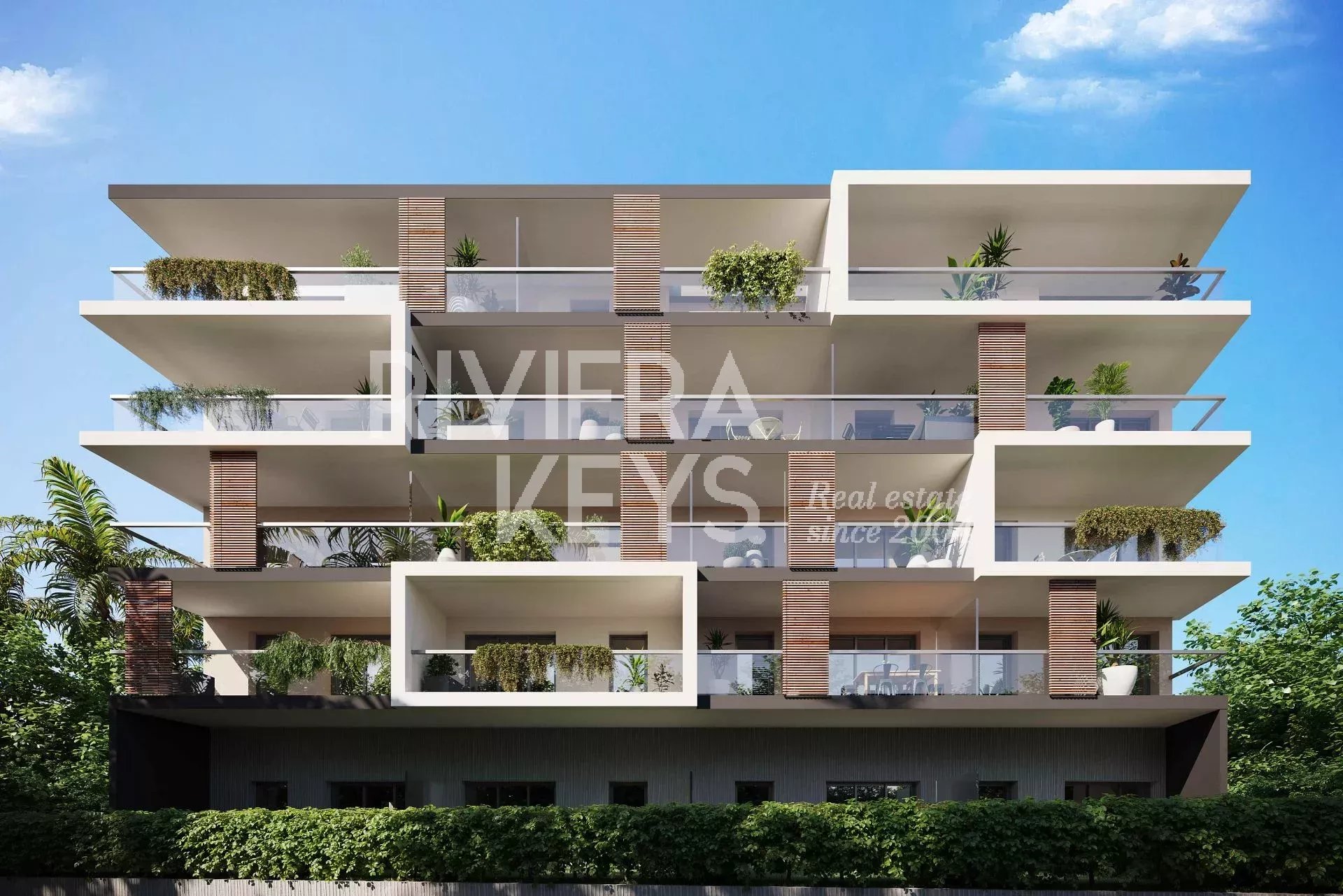 ANTIBES : Nouveaux appartement avec vue mer à 10 minutes à pied des plages