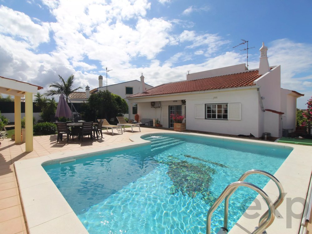 3-Bedroom Villa with Guadiana River Views