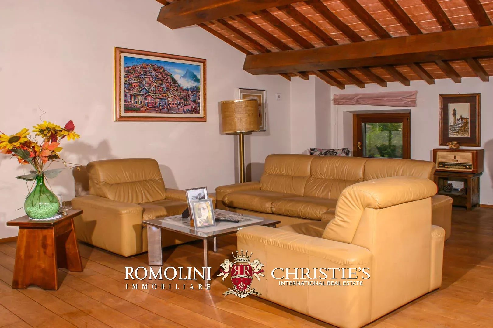 5 Bedroom Villa/Townhouse's Image 19