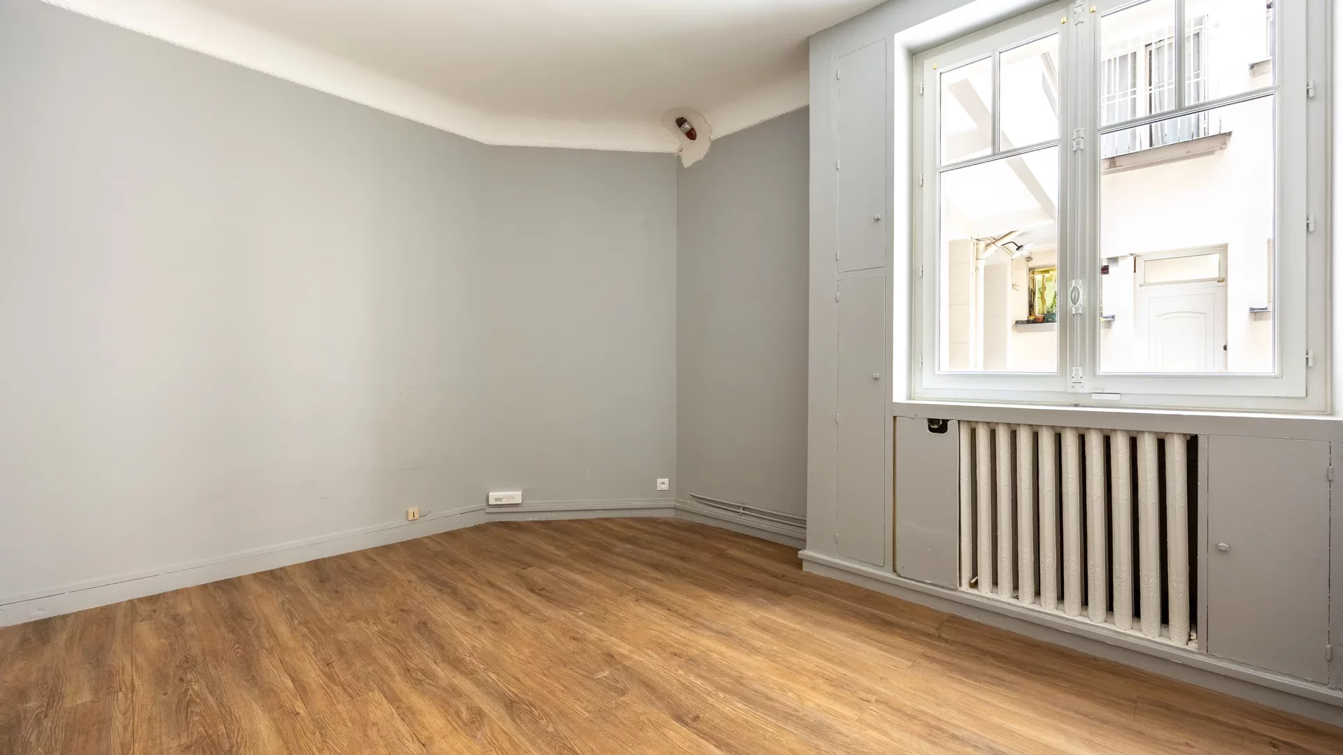 Paris 17e - PEREIRE / PONT CARDINET