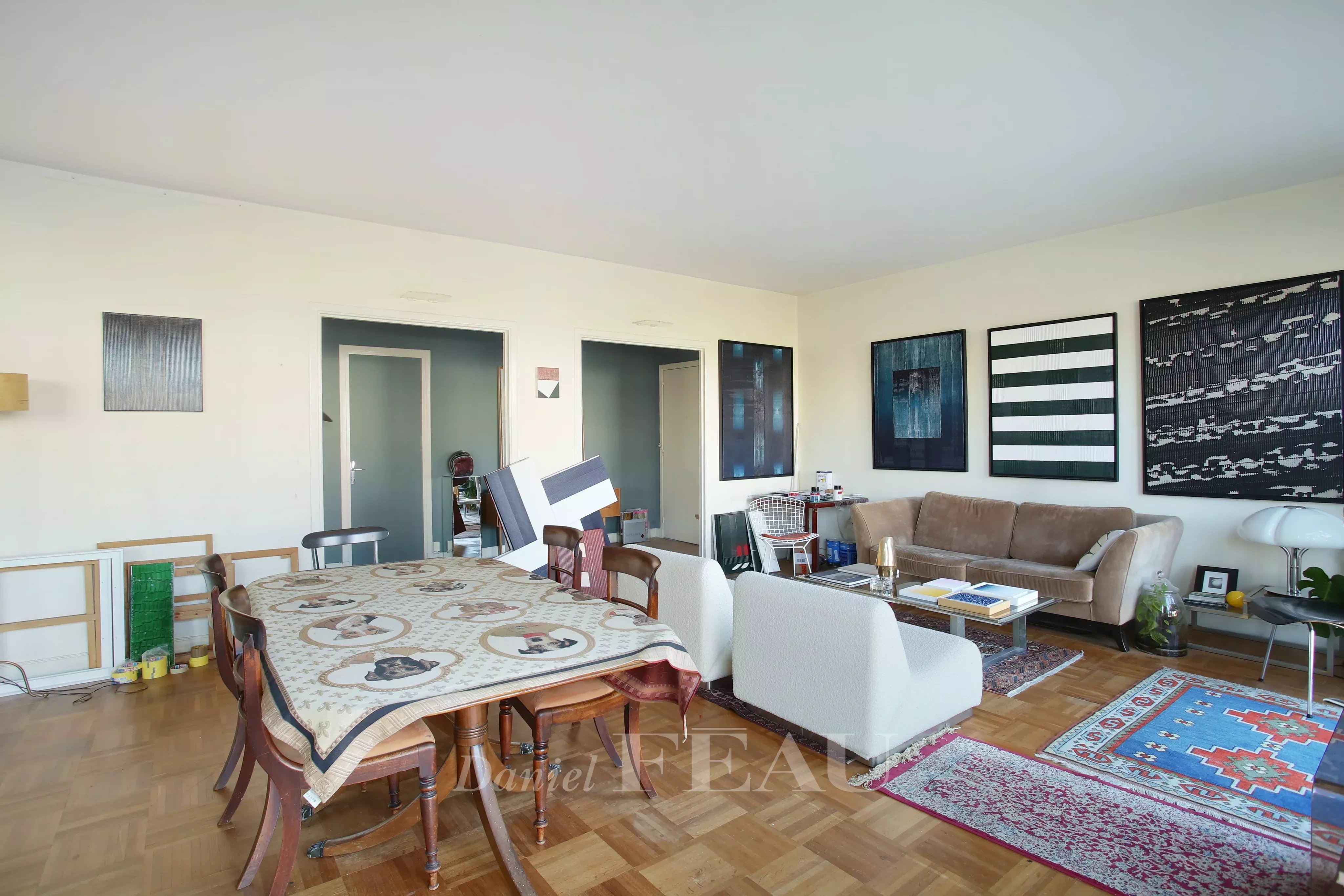 Sale Apartment Paris 16th