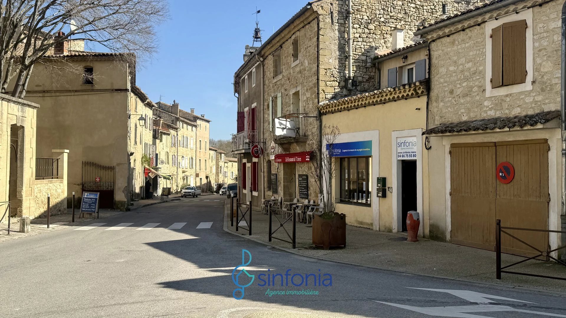 Location Local Arpaillargues-et-Aureillac
