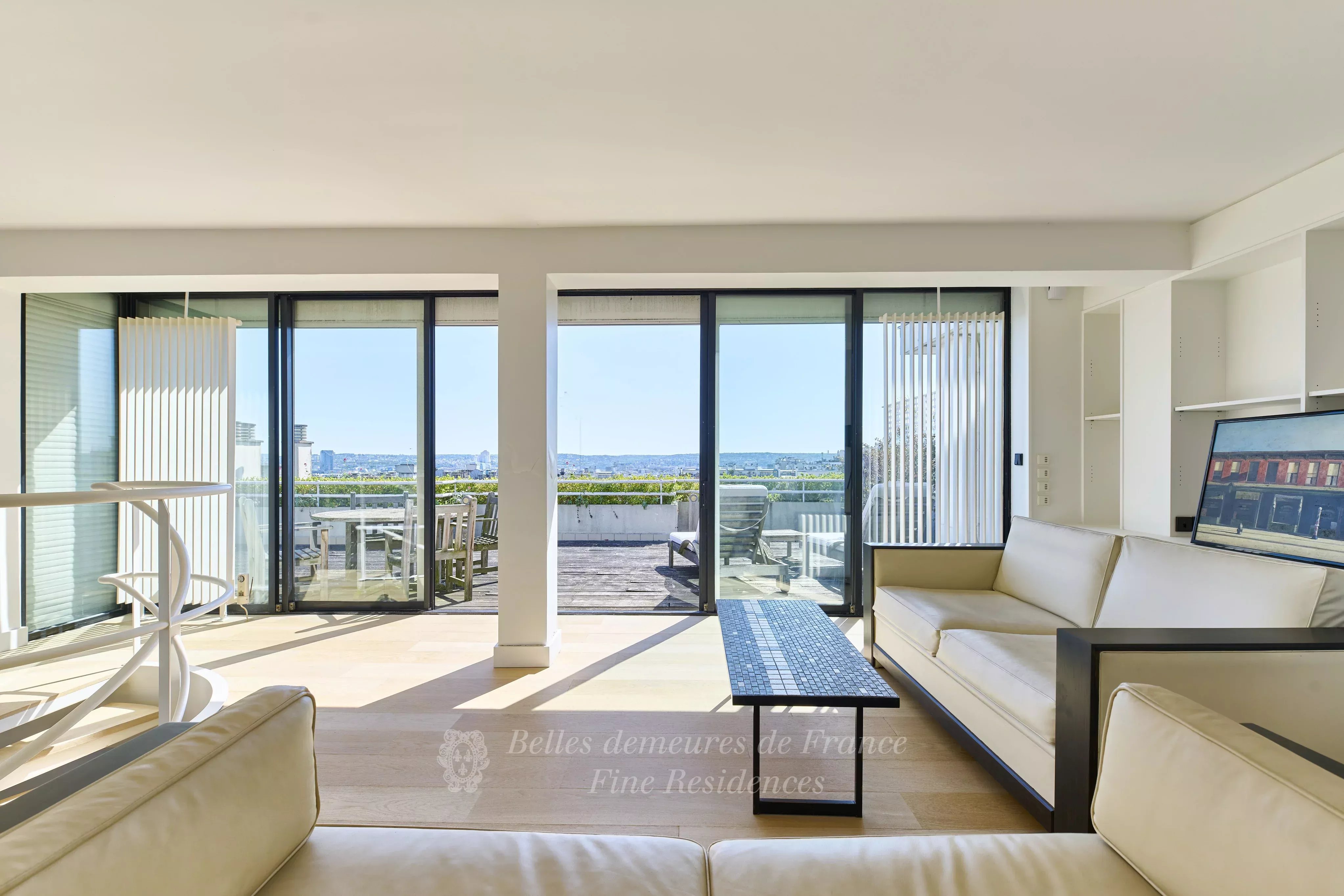 Paris 16th District- A superb apartment with terraces