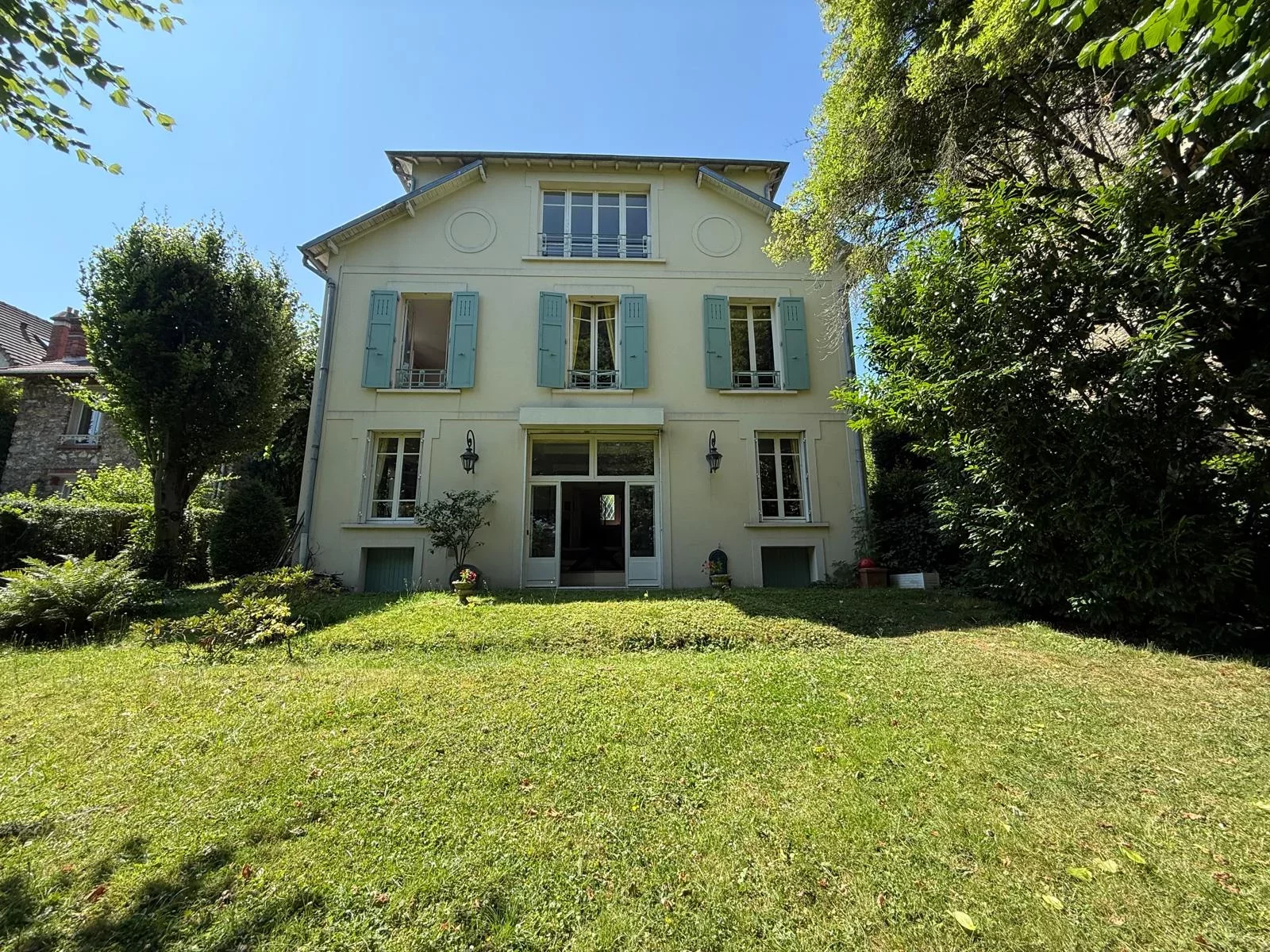 vente-maison-10-pieces-sceaux-86002064