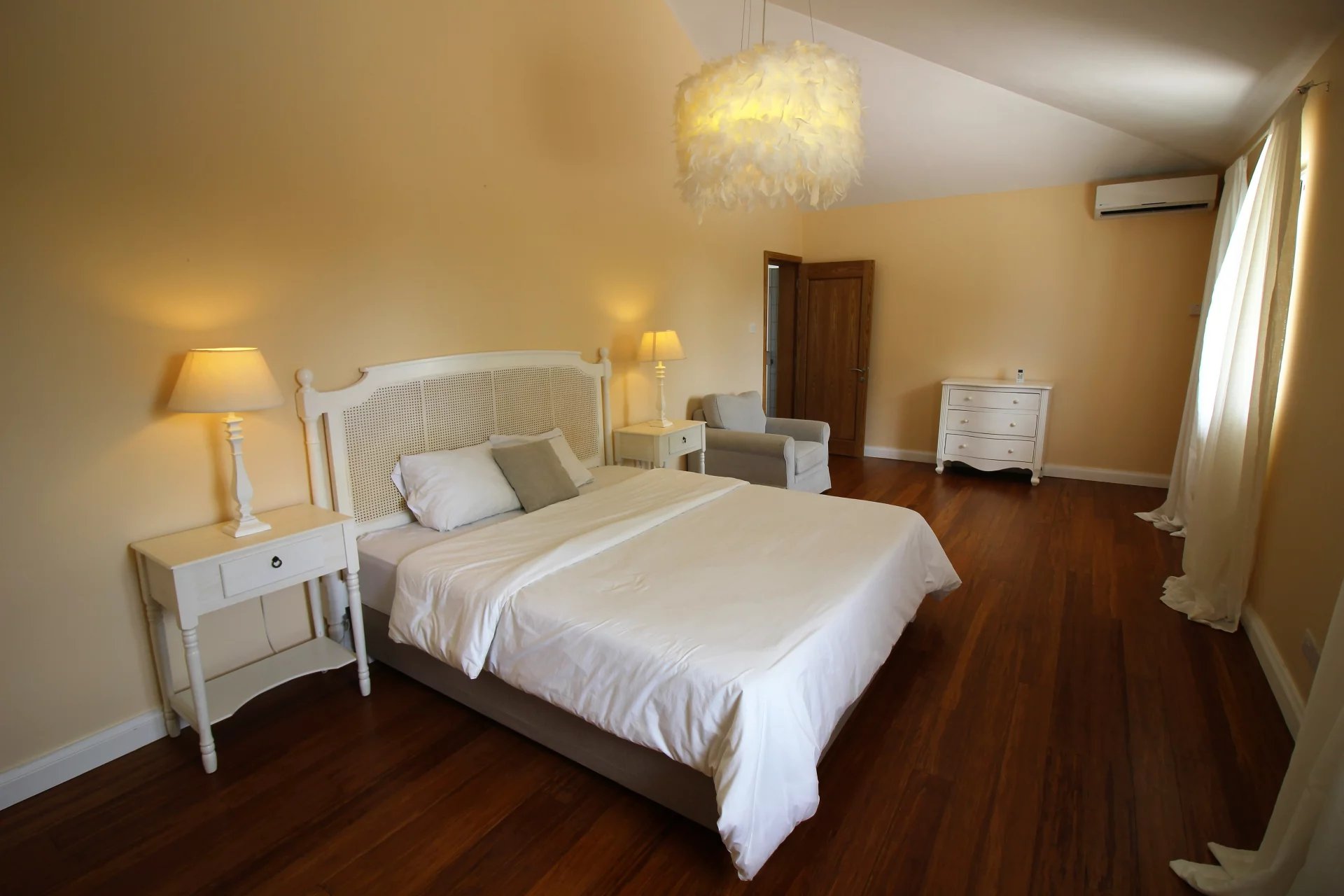 Beau Vallon  - Maison 5 Pi&egrave;ces 4 Chambres - picture 9