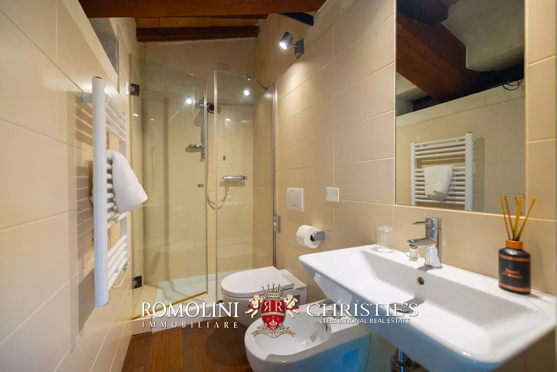 27 Bedroom Villa/Townhouse's Image 70