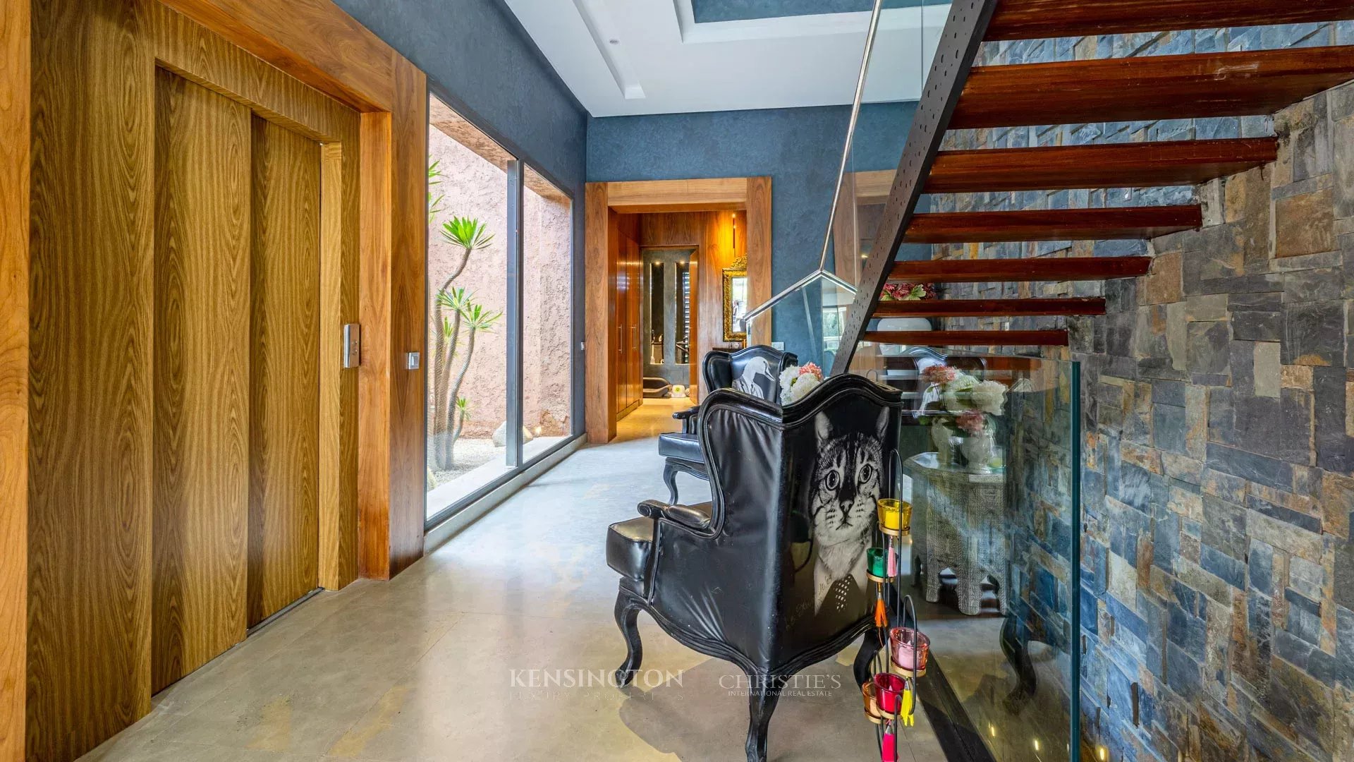 5 Bedroom Villa/Townhouse's Image 14