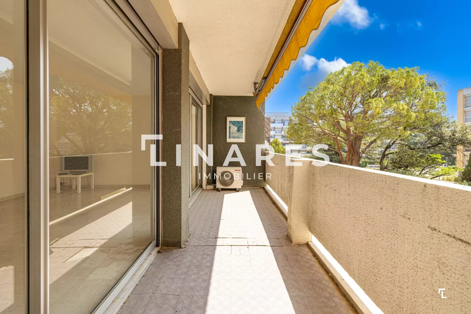Sale Apartment Marseille 8ème