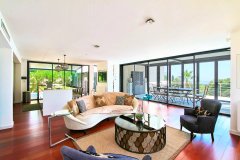 Contemporary Luxury Villa for Sale in Cannes with Lérins Island Views — photo 7 of 14