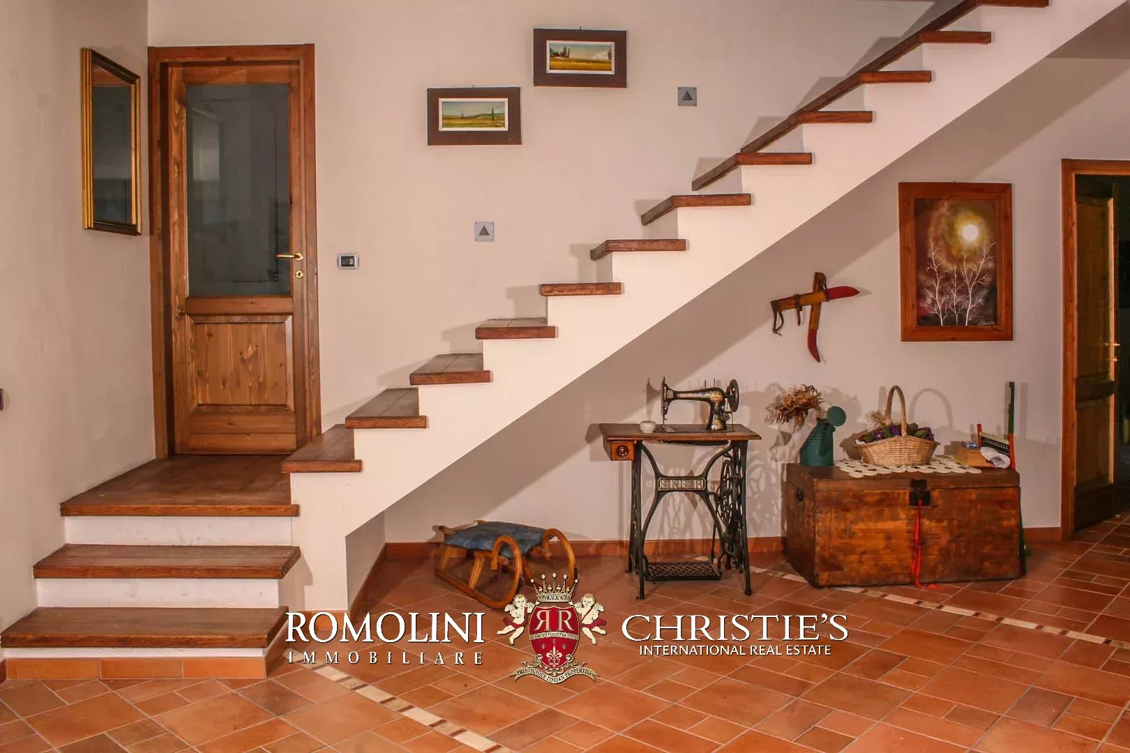 5 Bedroom Villa/Townhouse's Image 39