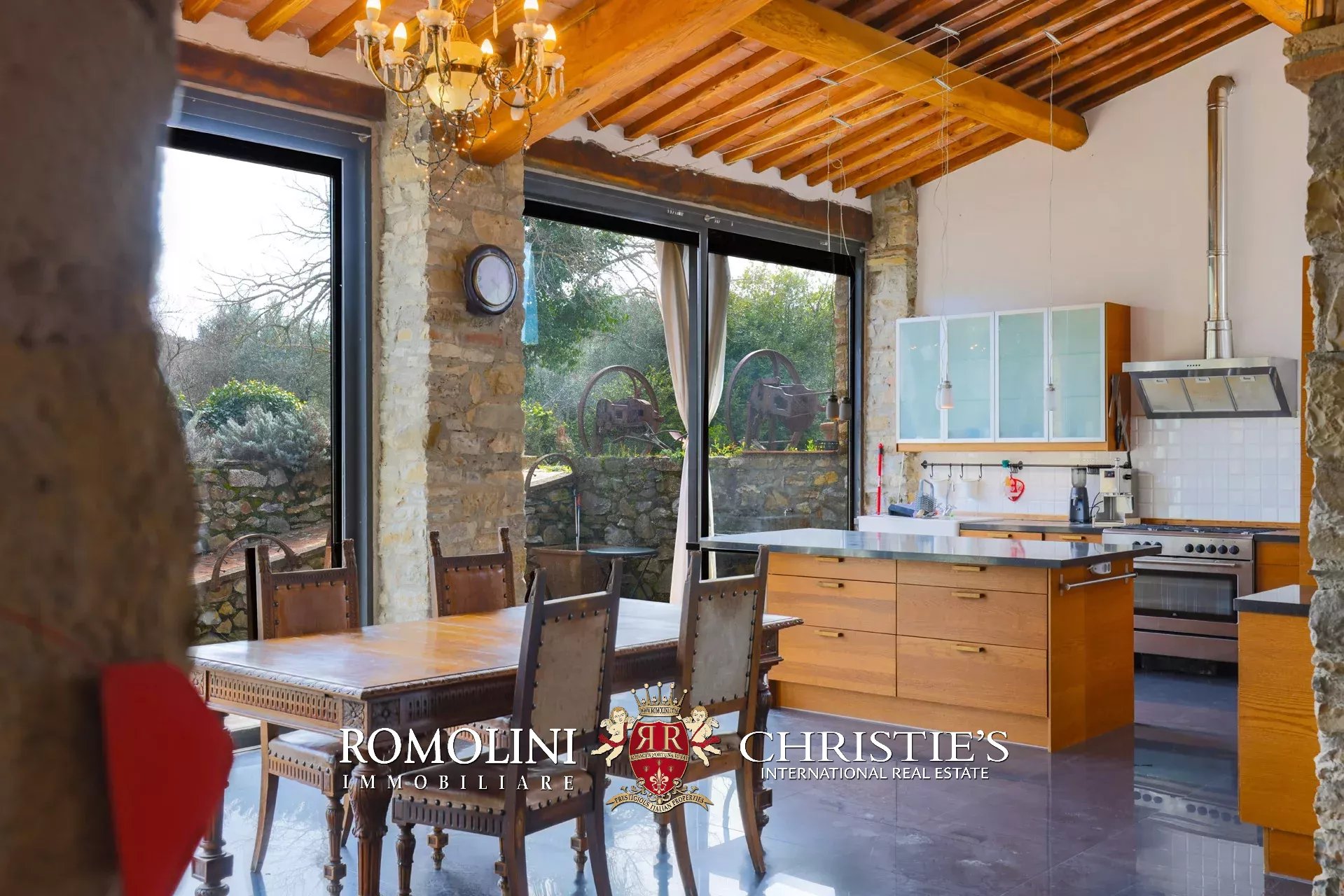 19 Bedroom Villa/Townhouse's Image 41