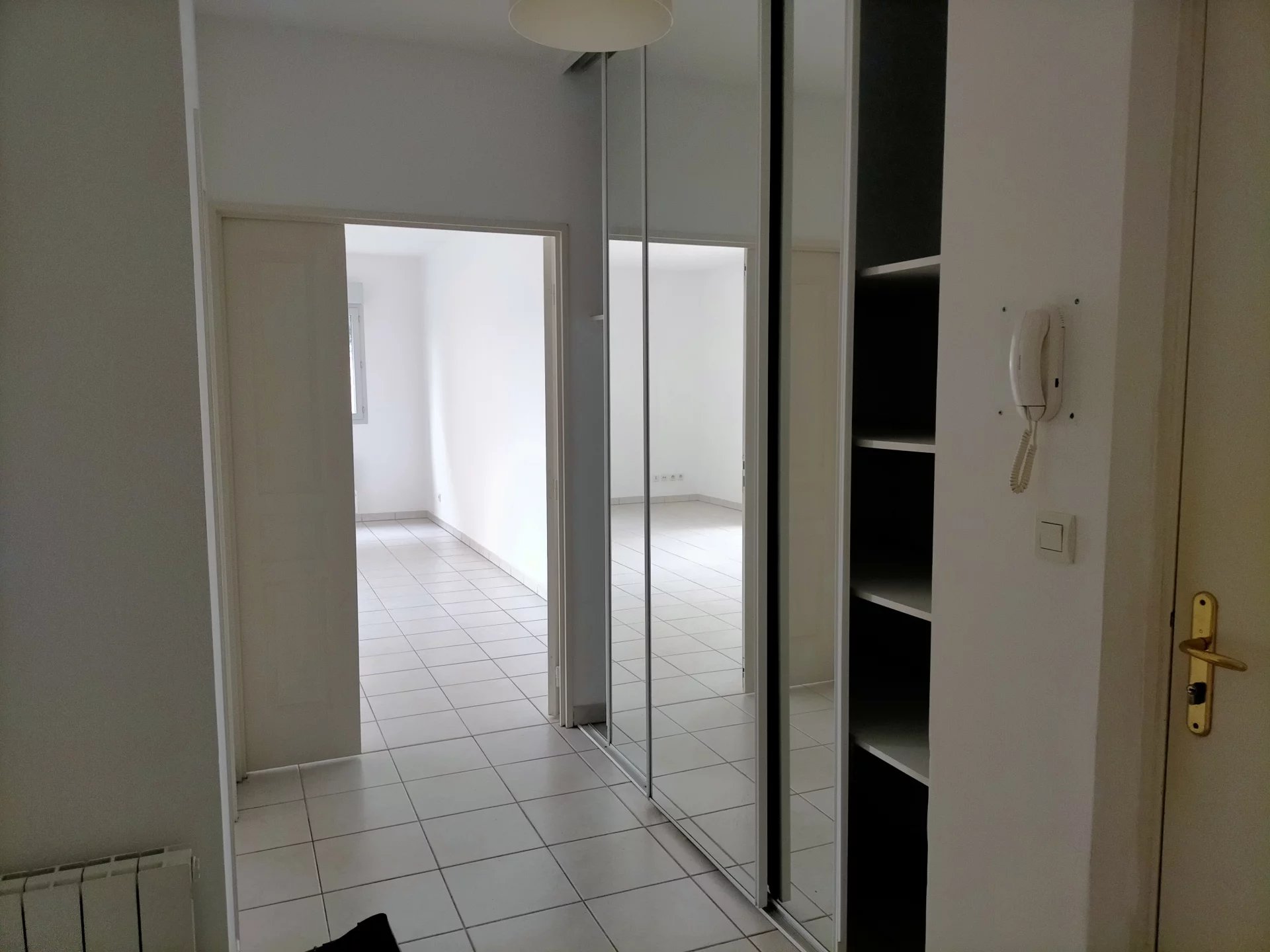524674 Vente Lyon 8ème
