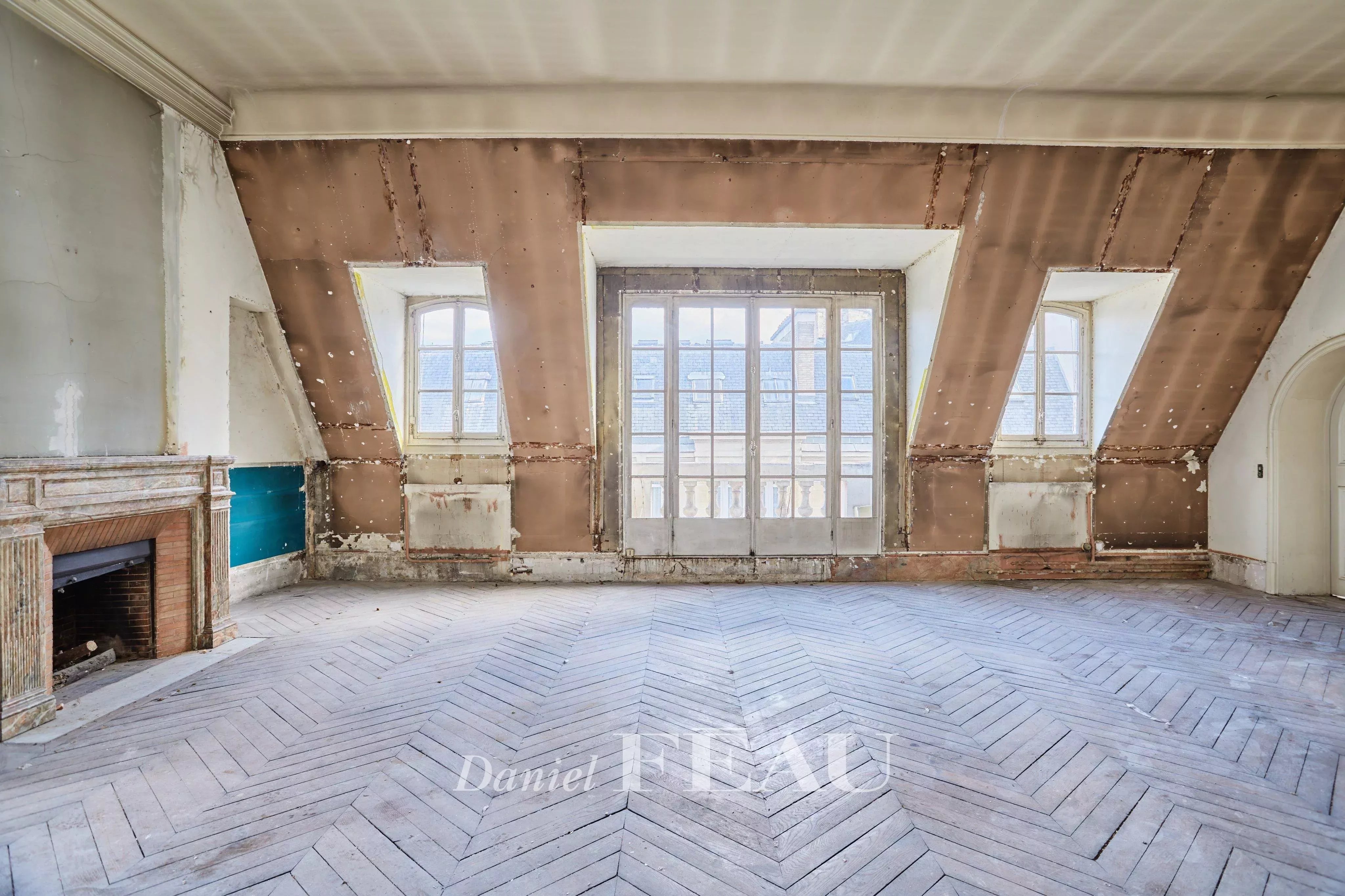 Sale Apartment Paris 16th