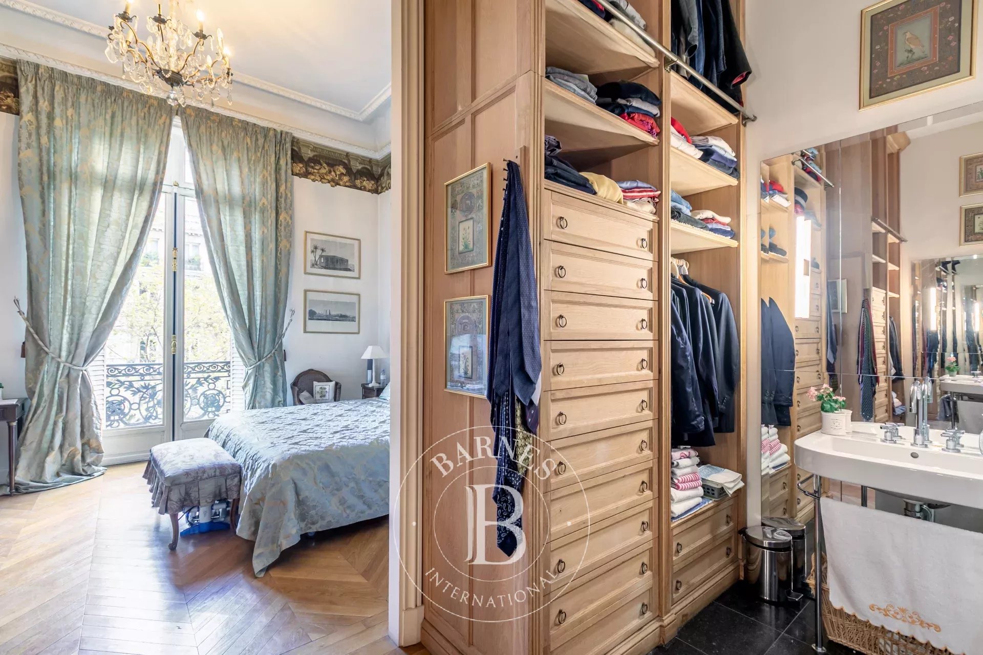 Daire Paris 8ème - picture 16