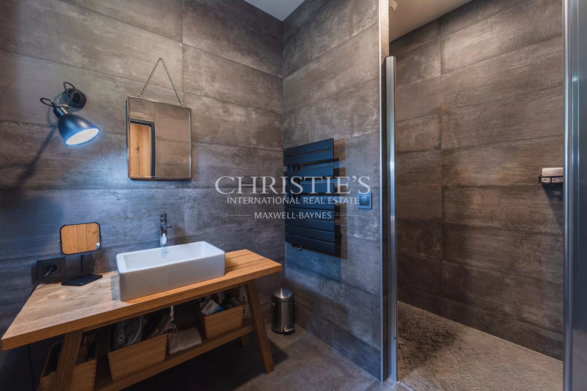 4 Bedroom Villa/Townhouse's Image 10