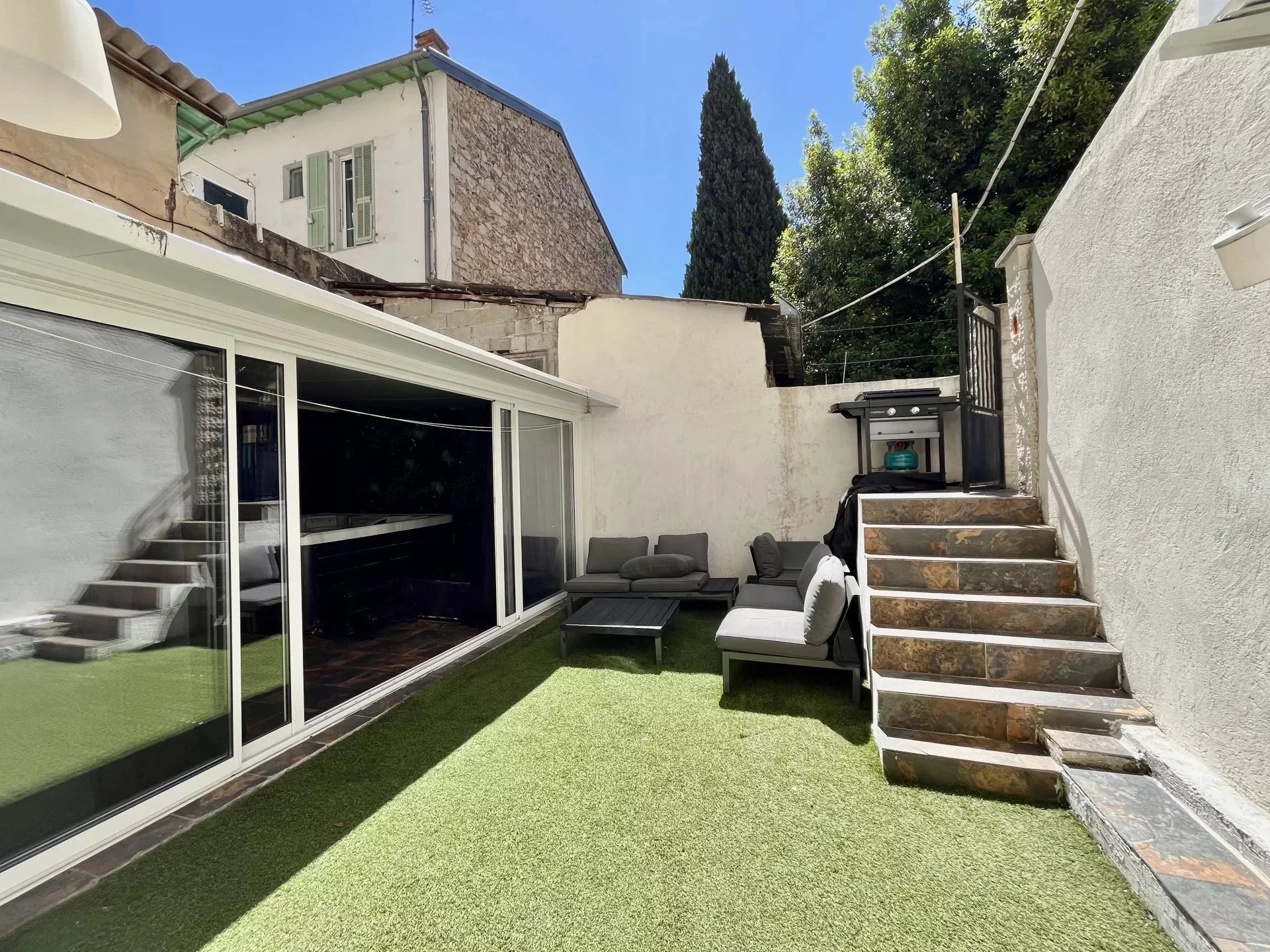 Rez-de-jardin 55 m² - Cessole