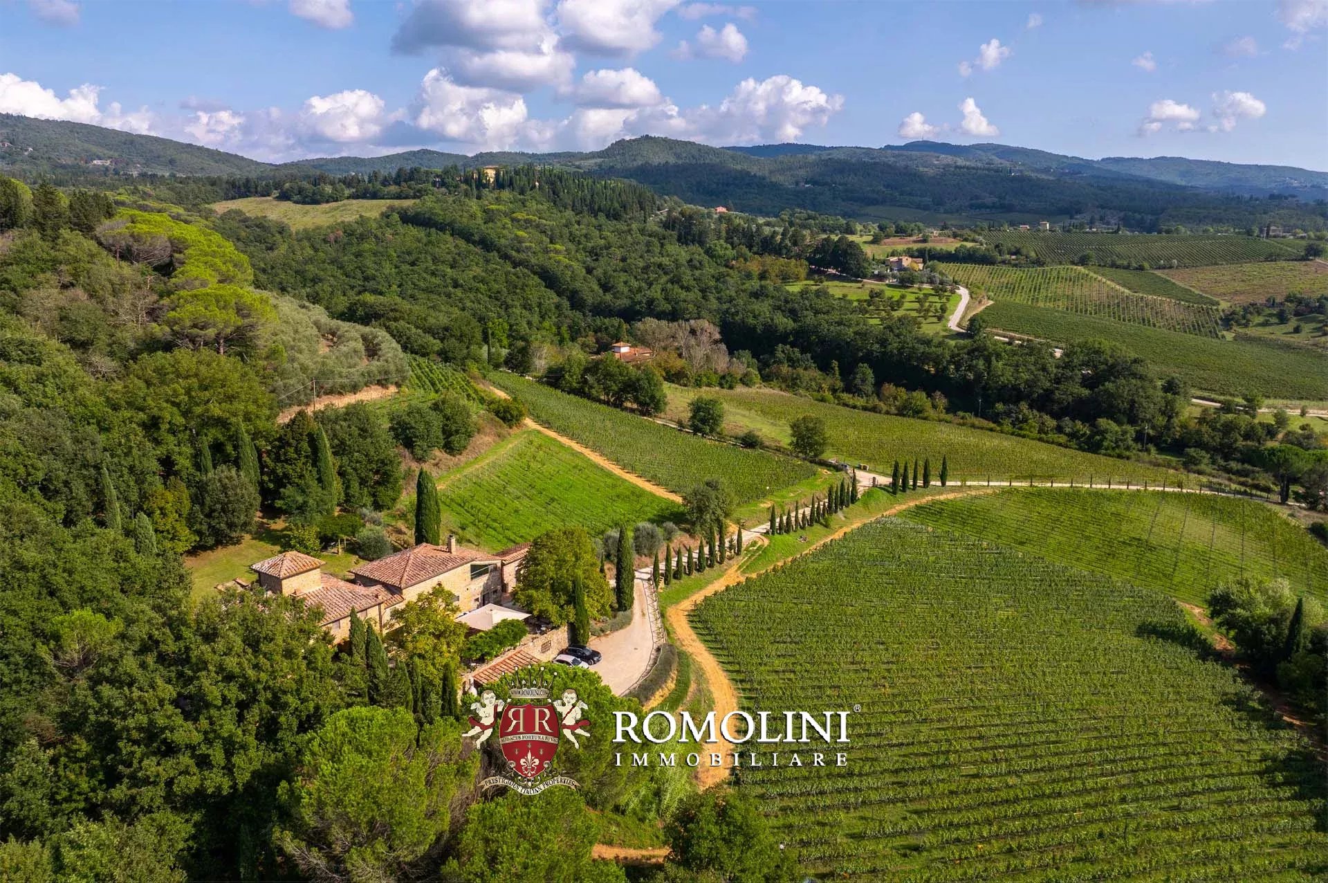 5 Bedroom Vineyard's Image 6