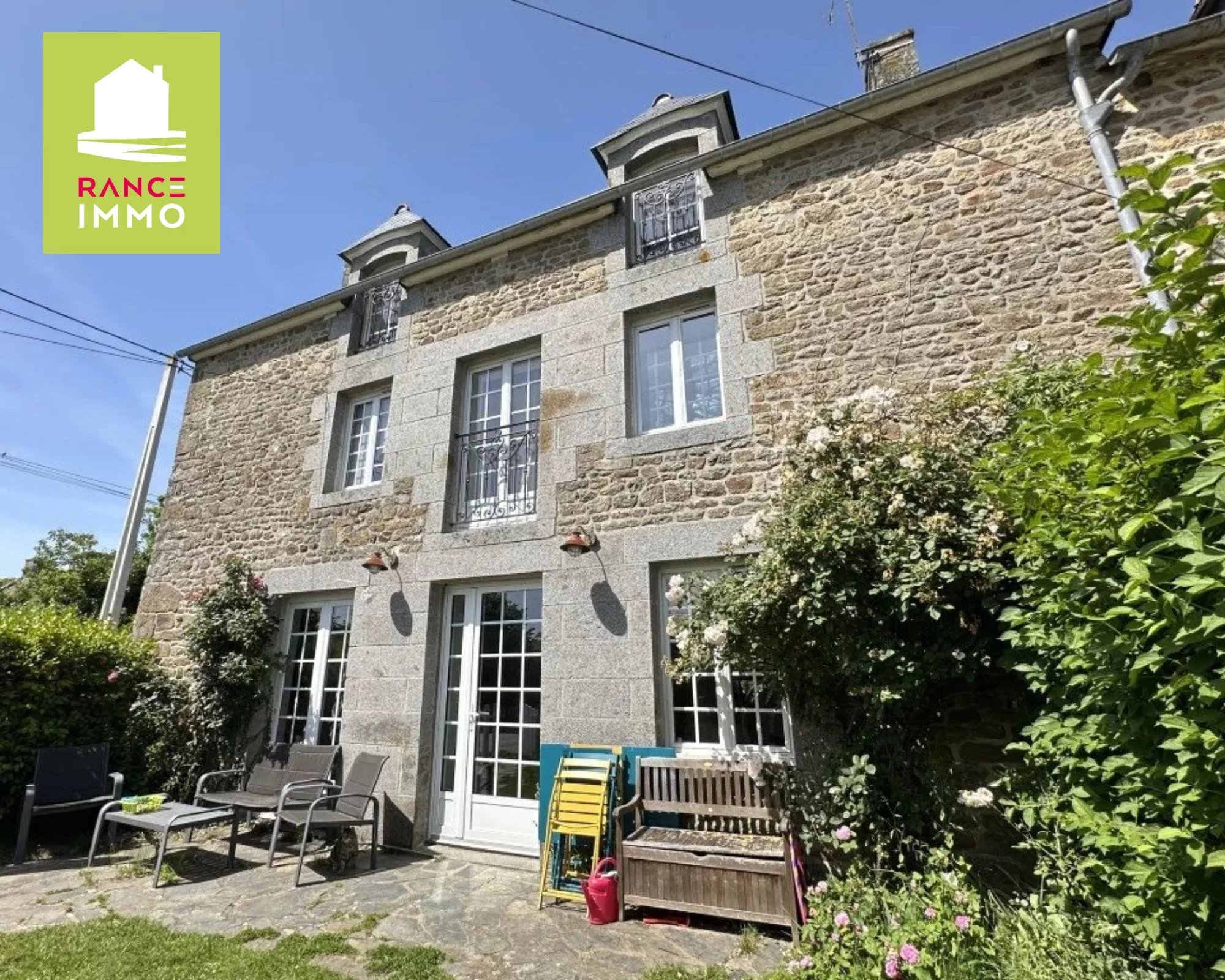 MAISON EN PIERRES BOURG LA VICOMTE SUR RANCE