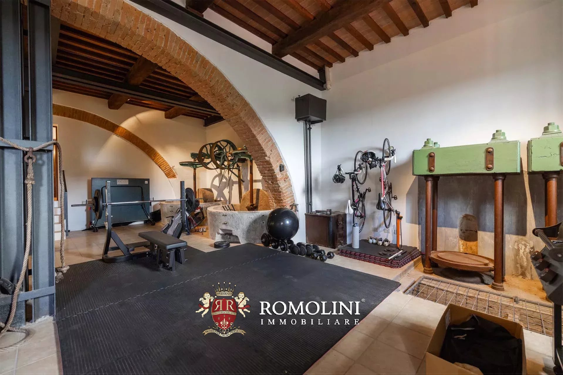 37 Bedroom Villa/Townhouse's Image 78