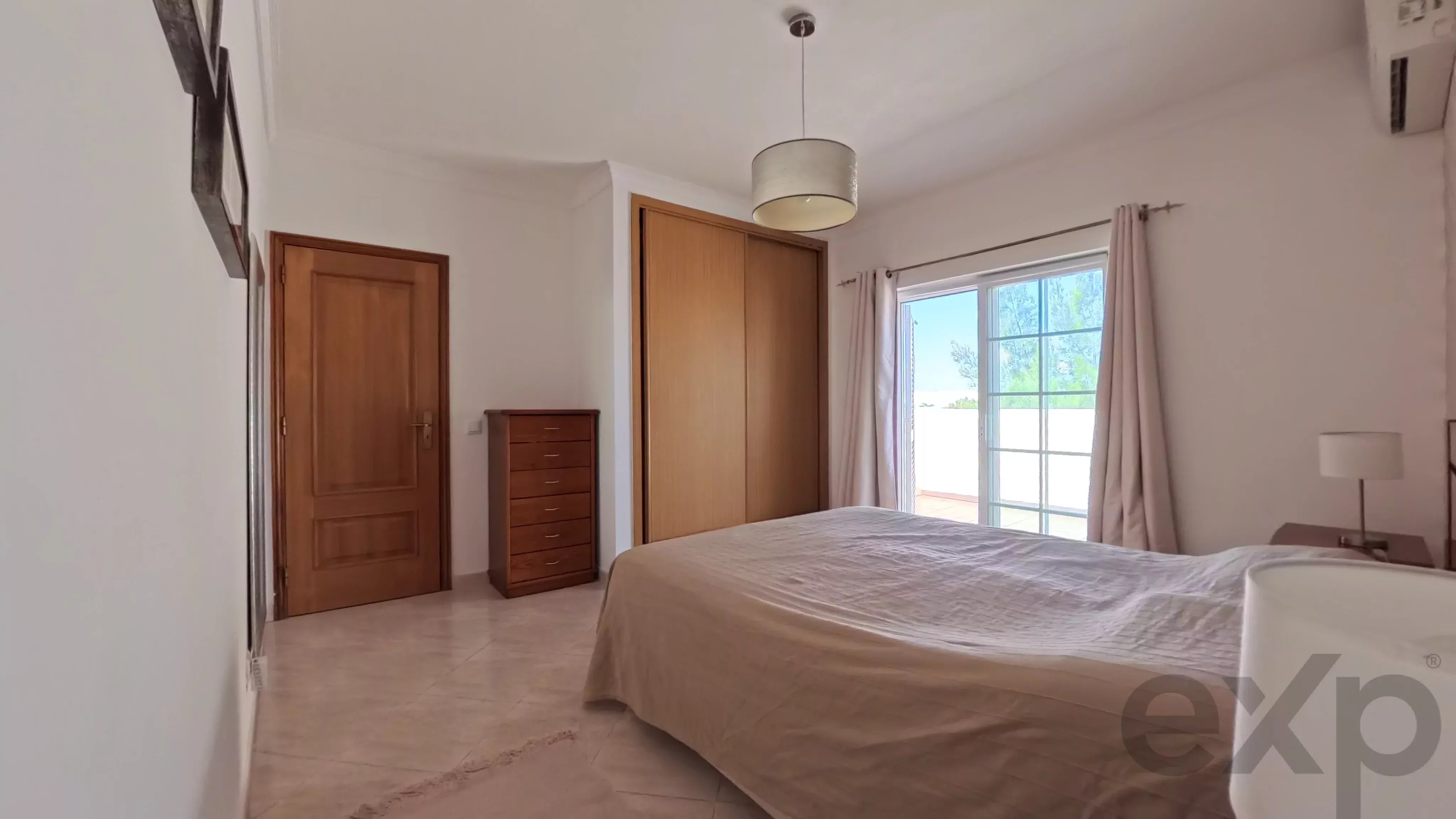 4-Bedroom Duplex Apartment in Almancil 87073766 image 11