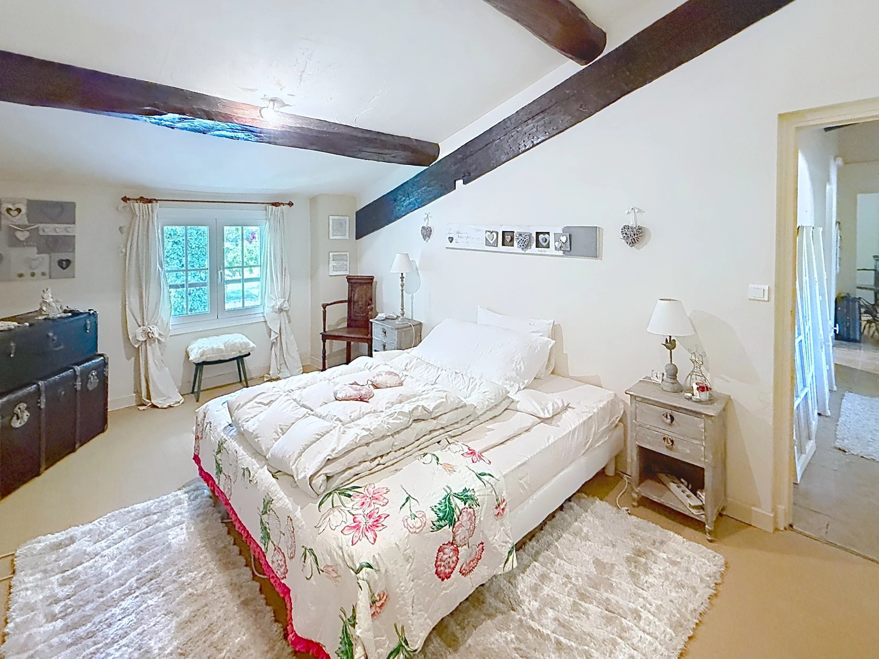 Exceptional property with 19th-century mill, detached villa, 2 pools on 1.6 hectares