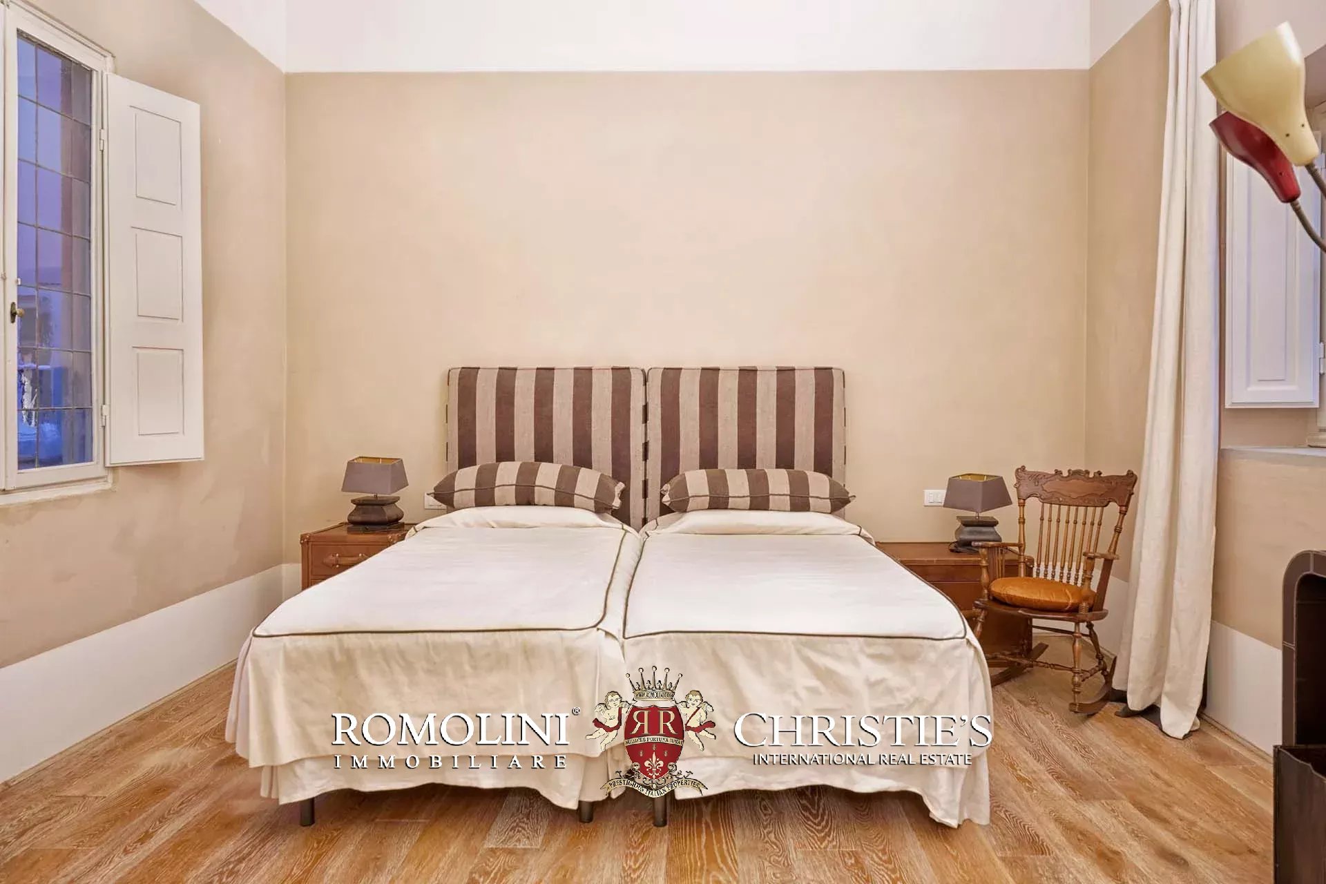 15 Bedroom Villa/Townhouse's Image 28