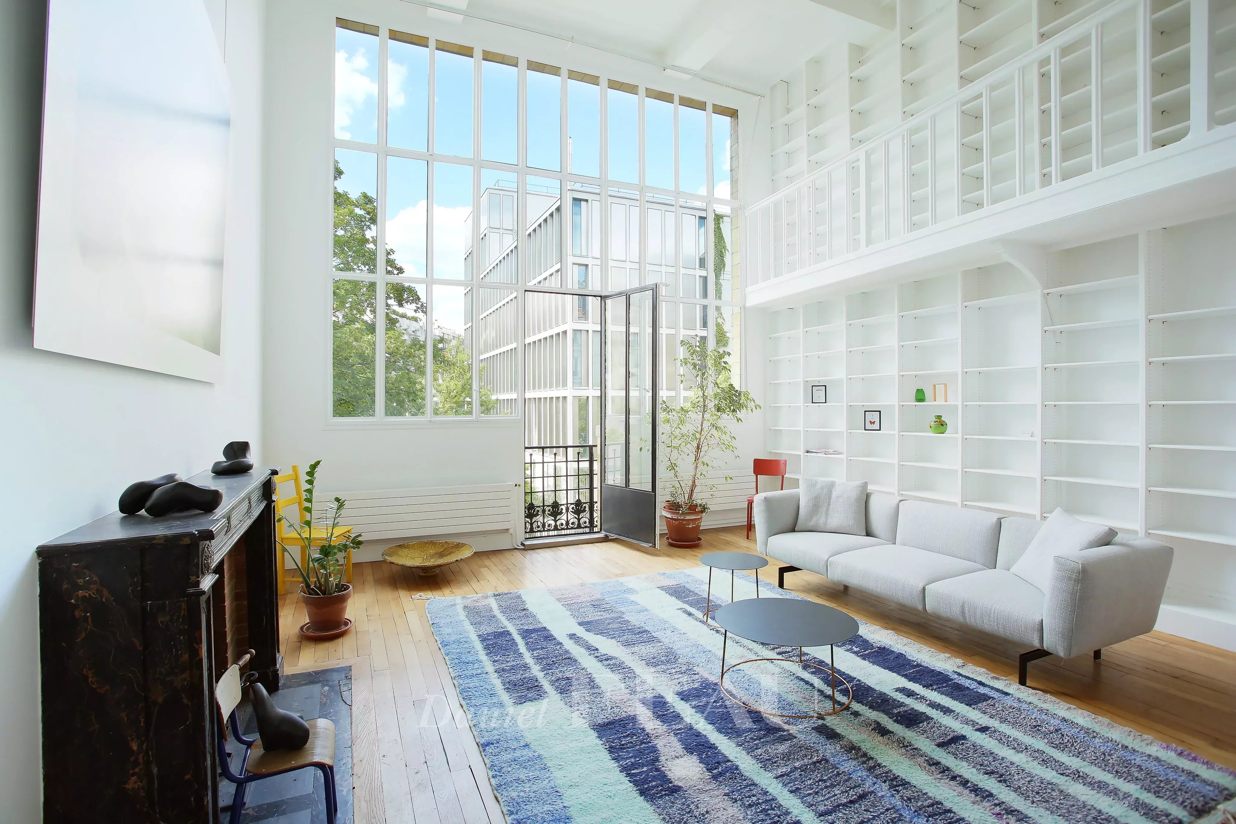 Paris 14th District – A magnificent artist’s studio in a listed building