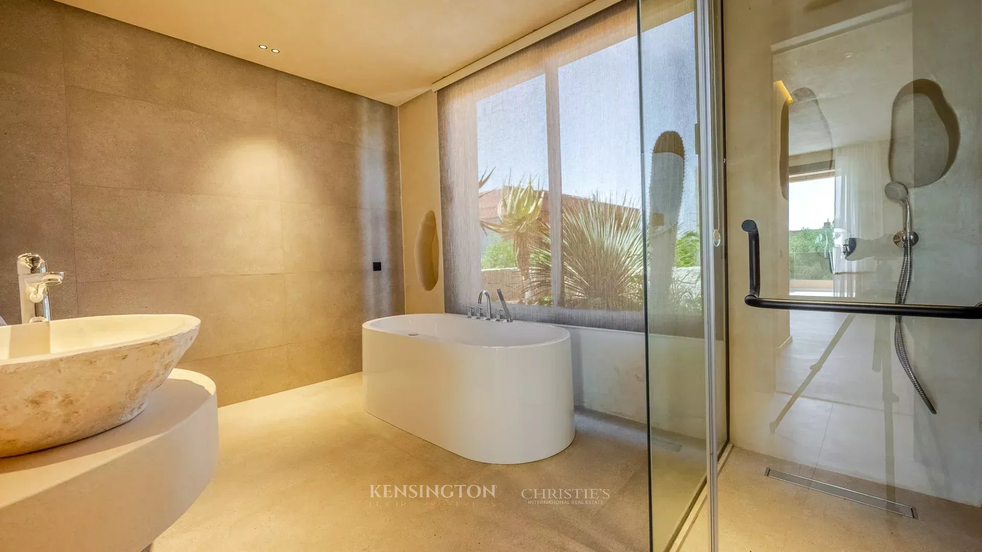 5 Bedroom Villa/Townhouse's Image 32