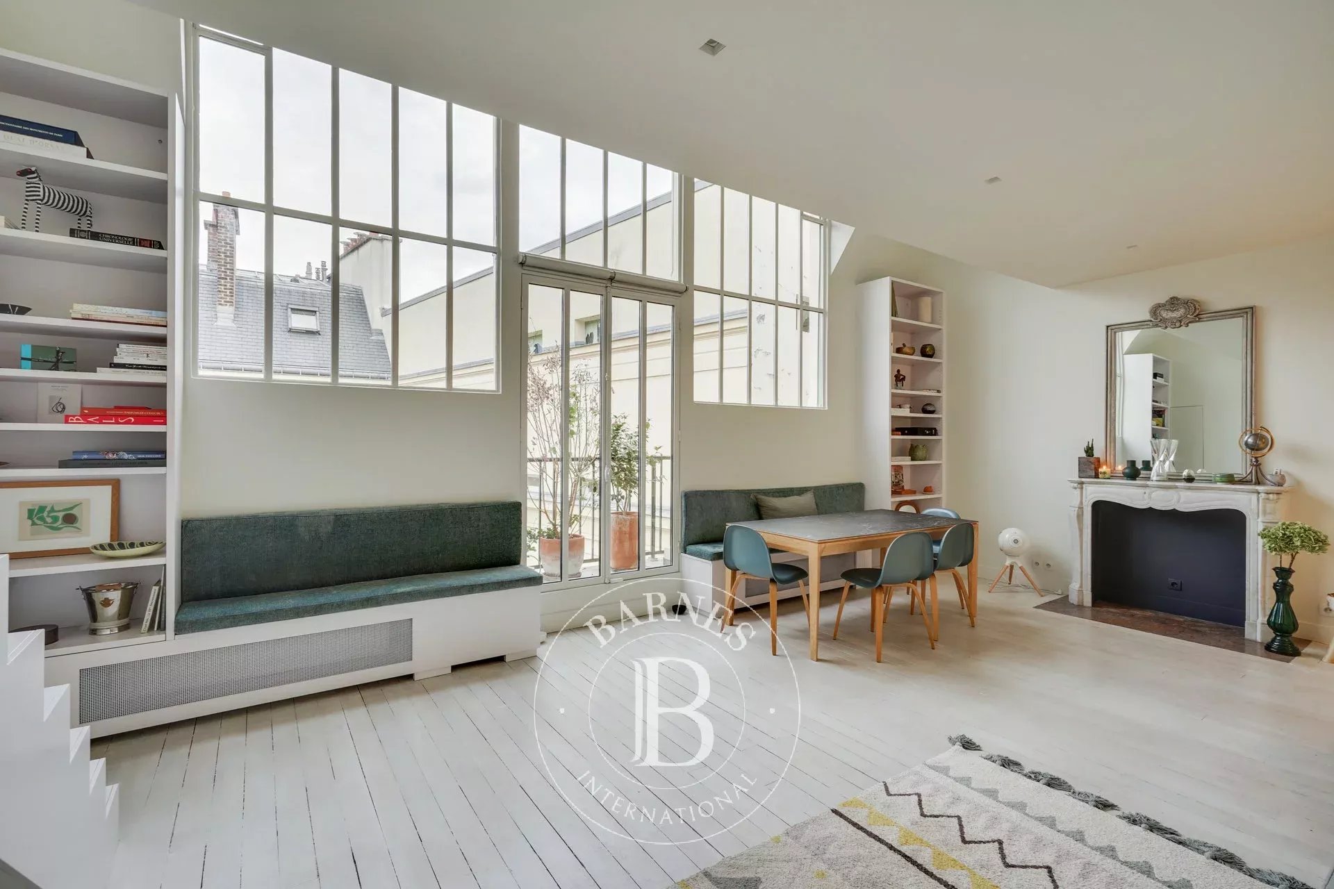 Paris 6 - Cherche-Midi - sole agent - top floor workshop - 3 bedrooms